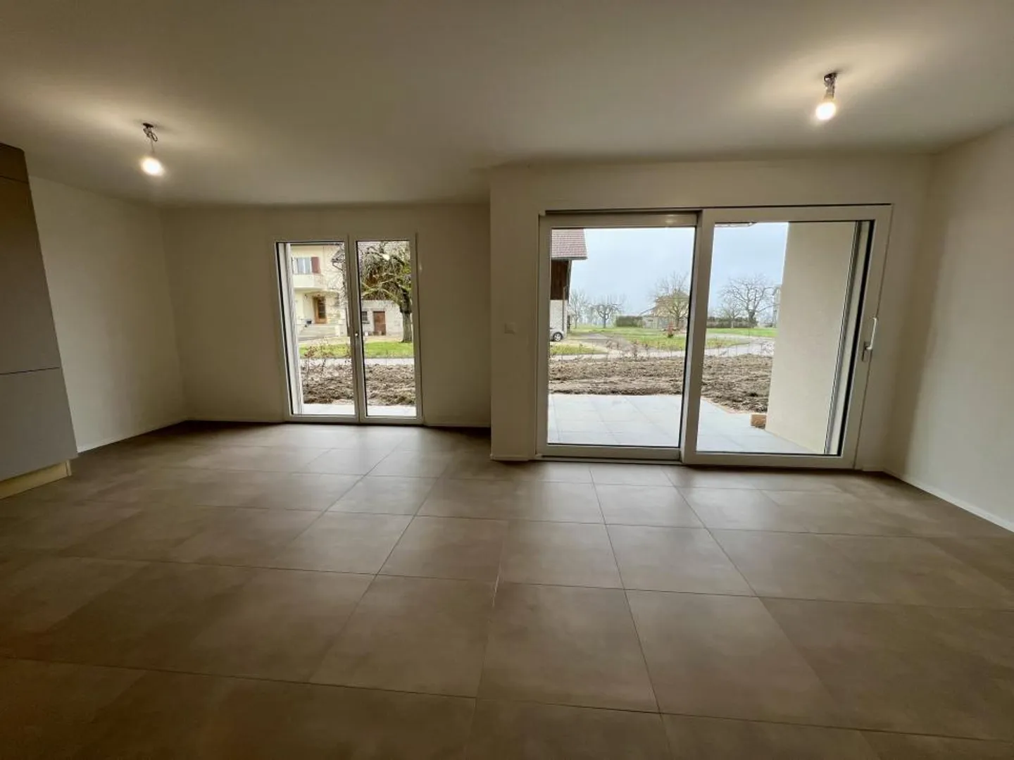 2.5 Room Apartment - Photo 8 of 13