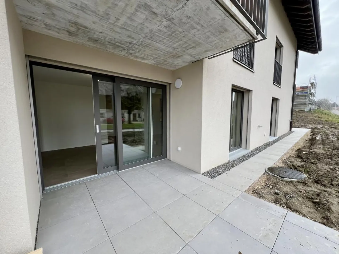 2.5 Room Apartment - Photo 2 of 13