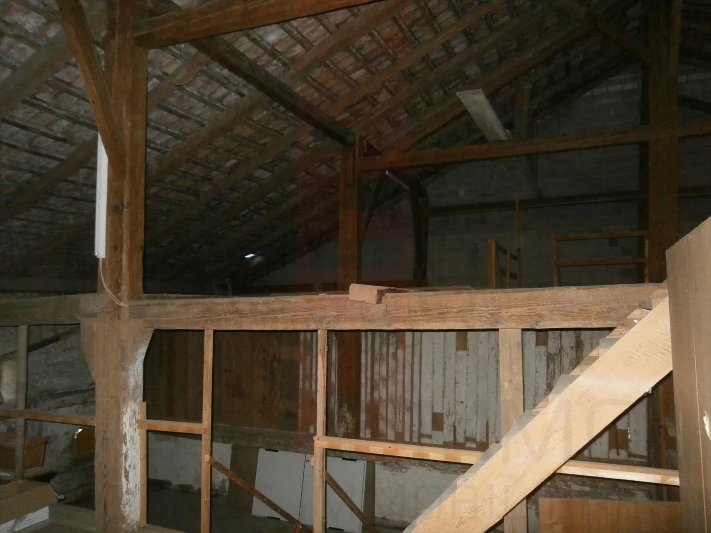 Mischgenutztes Gebäude mieten - Foto 5 von 11