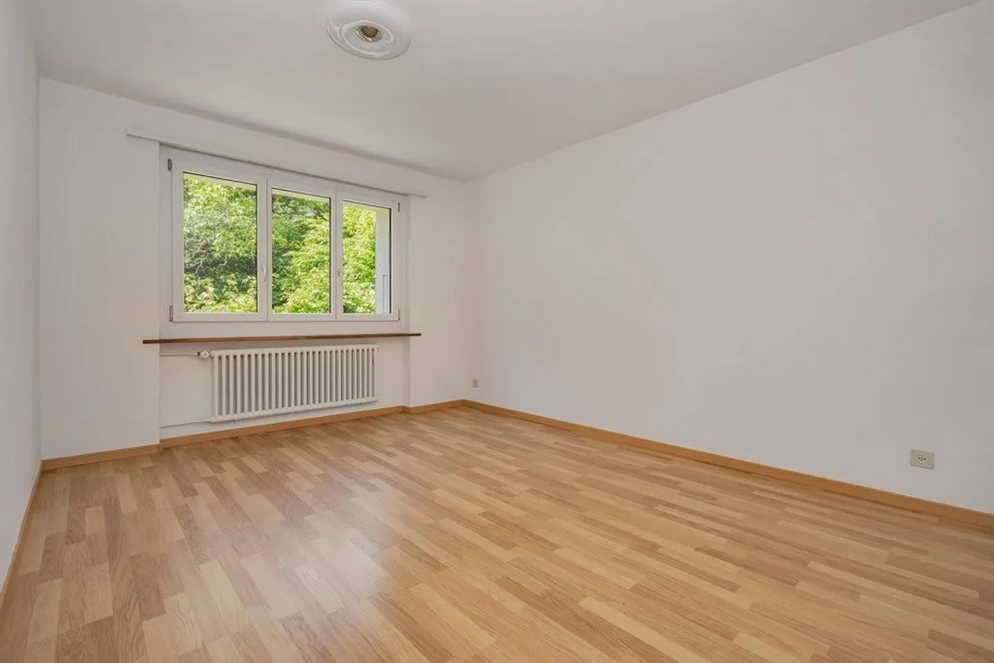 Bell'appartamento in una posizione soleggiata e tranquilla - Foto 5 di 8