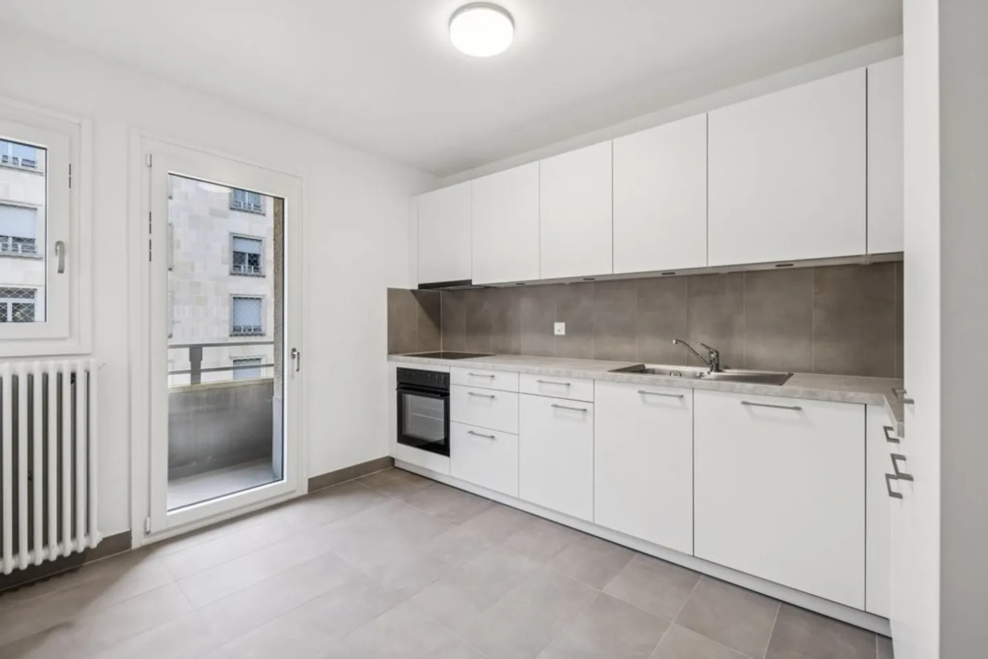 Appartement rénové avec vue - Photo 9 sur 11