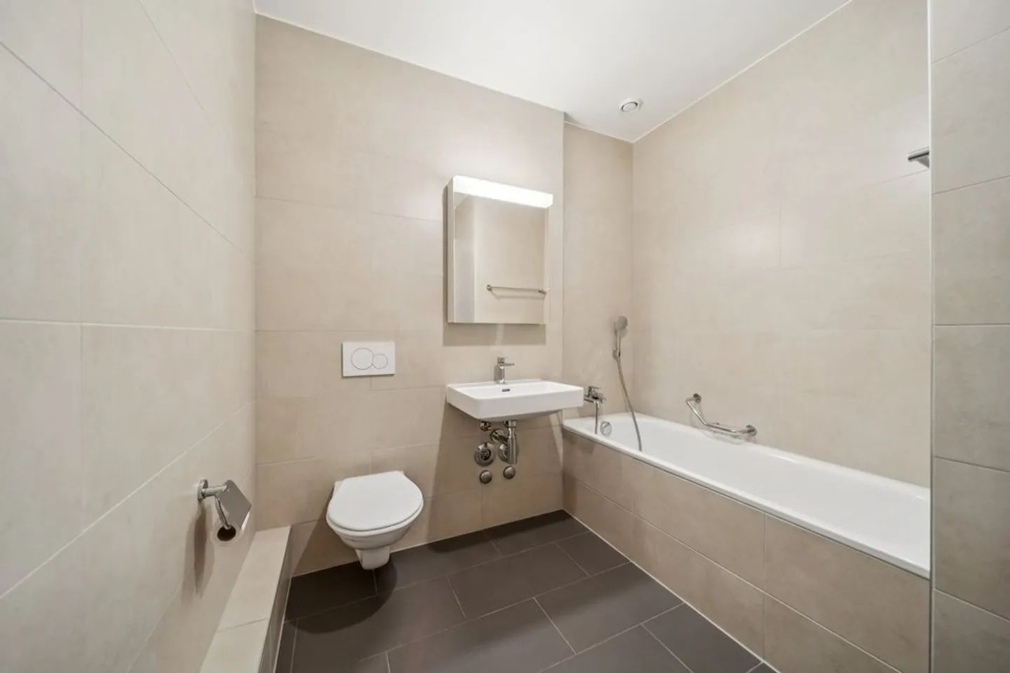 Appartement rénové avec vue - Photo 11 sur 11