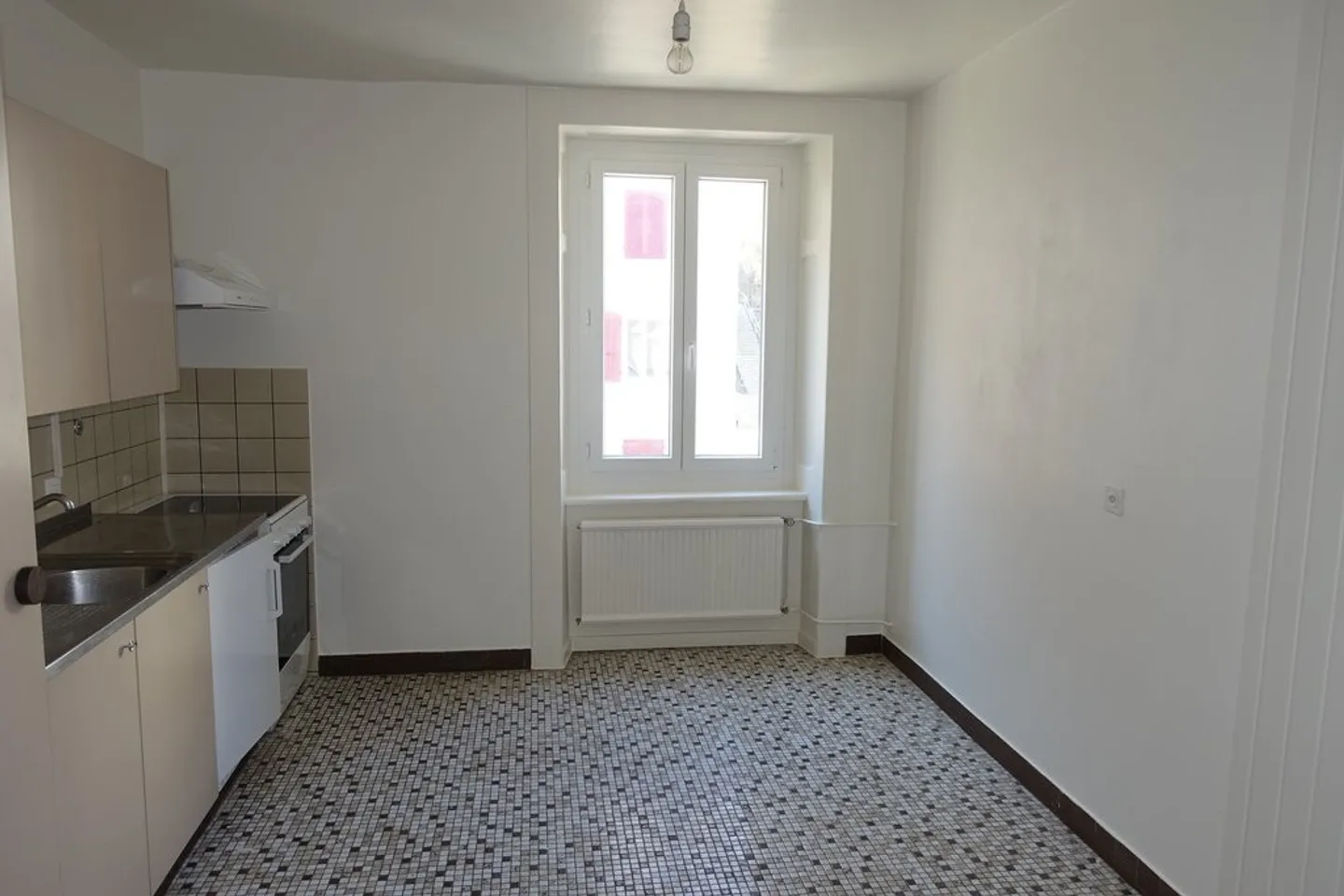 Bel Appartement de 3 Pièces - Photo 2 sur 8