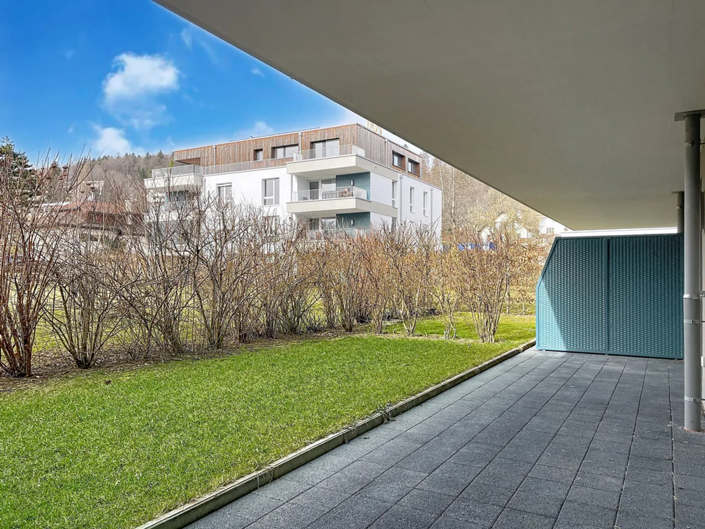 Charming Garden Apartment - Photo 2 of 12