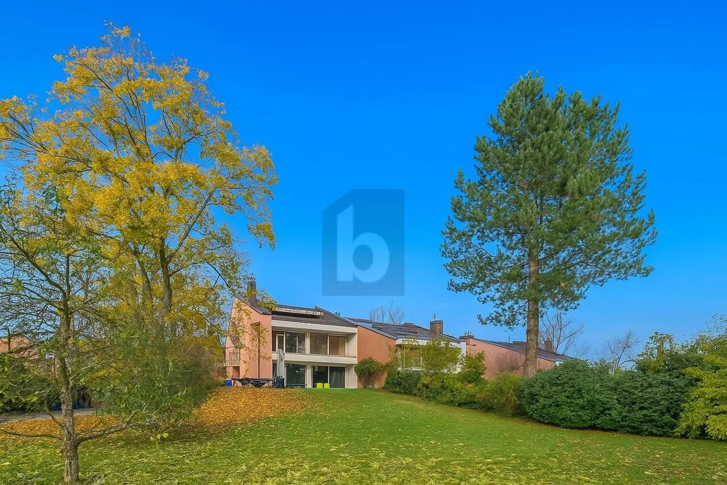 Apartment for rent - Photo 1 of 6