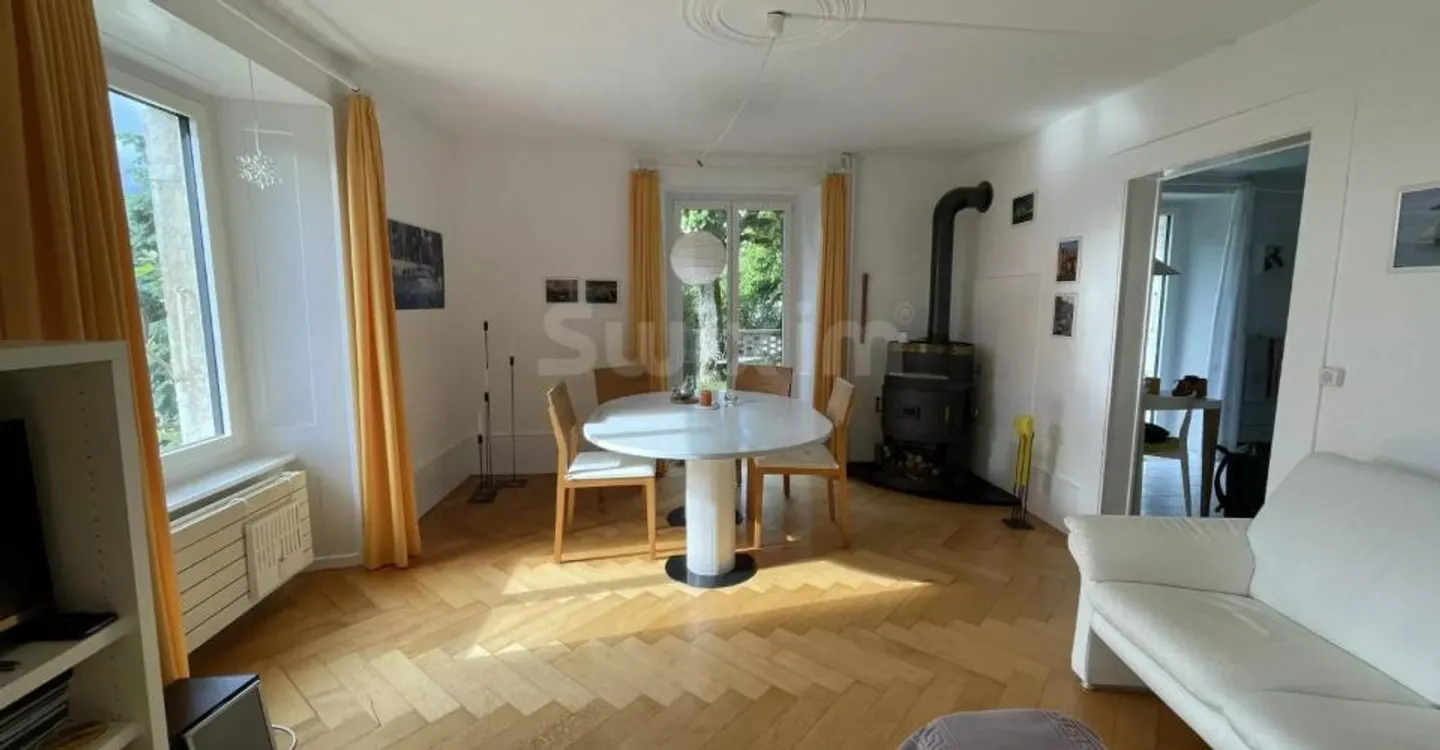 Duplex Apartment with Garden - Photo 3 of 7