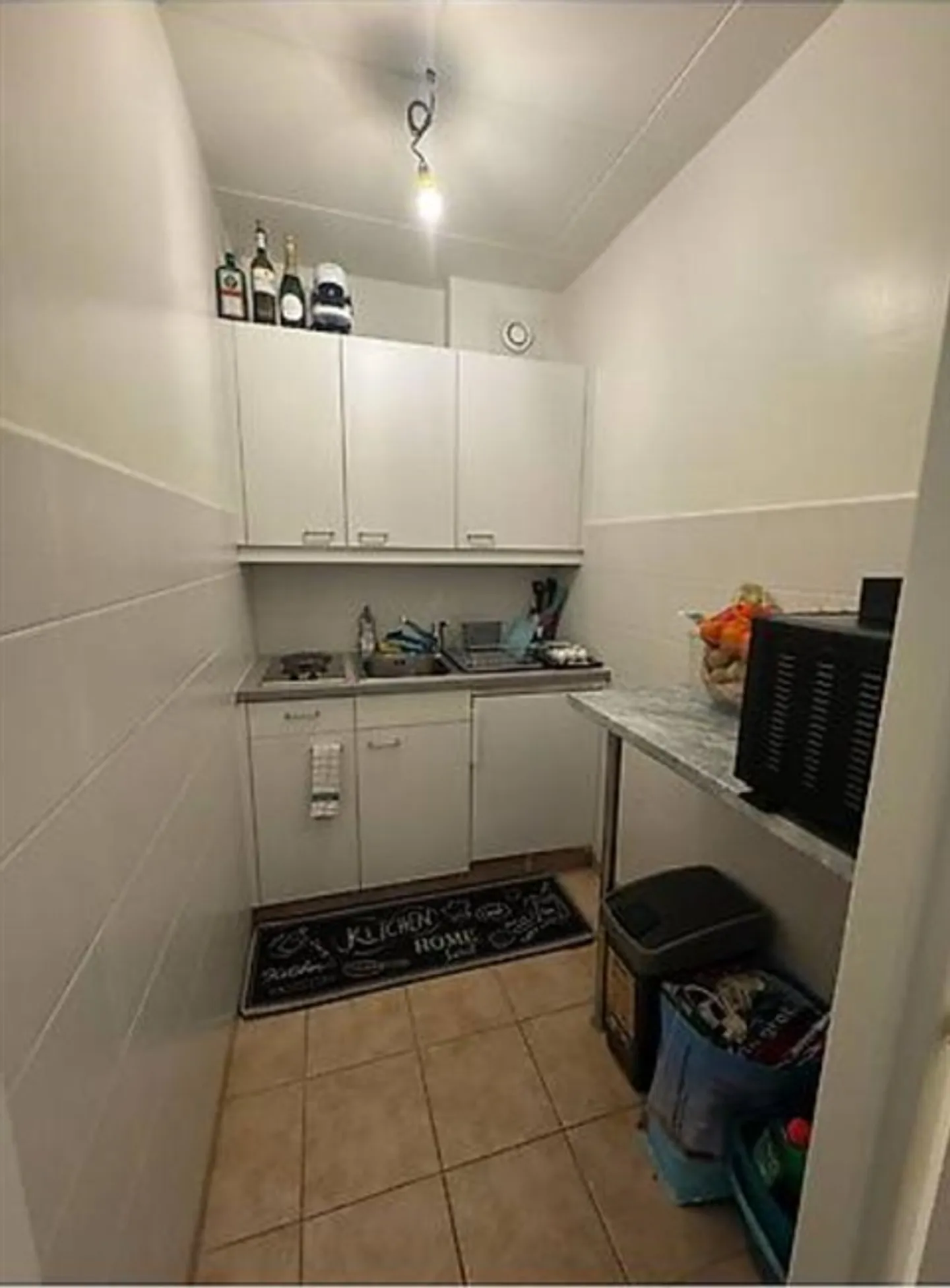 «Studio in Eaux-Vives.» - Photo 3 sur 5