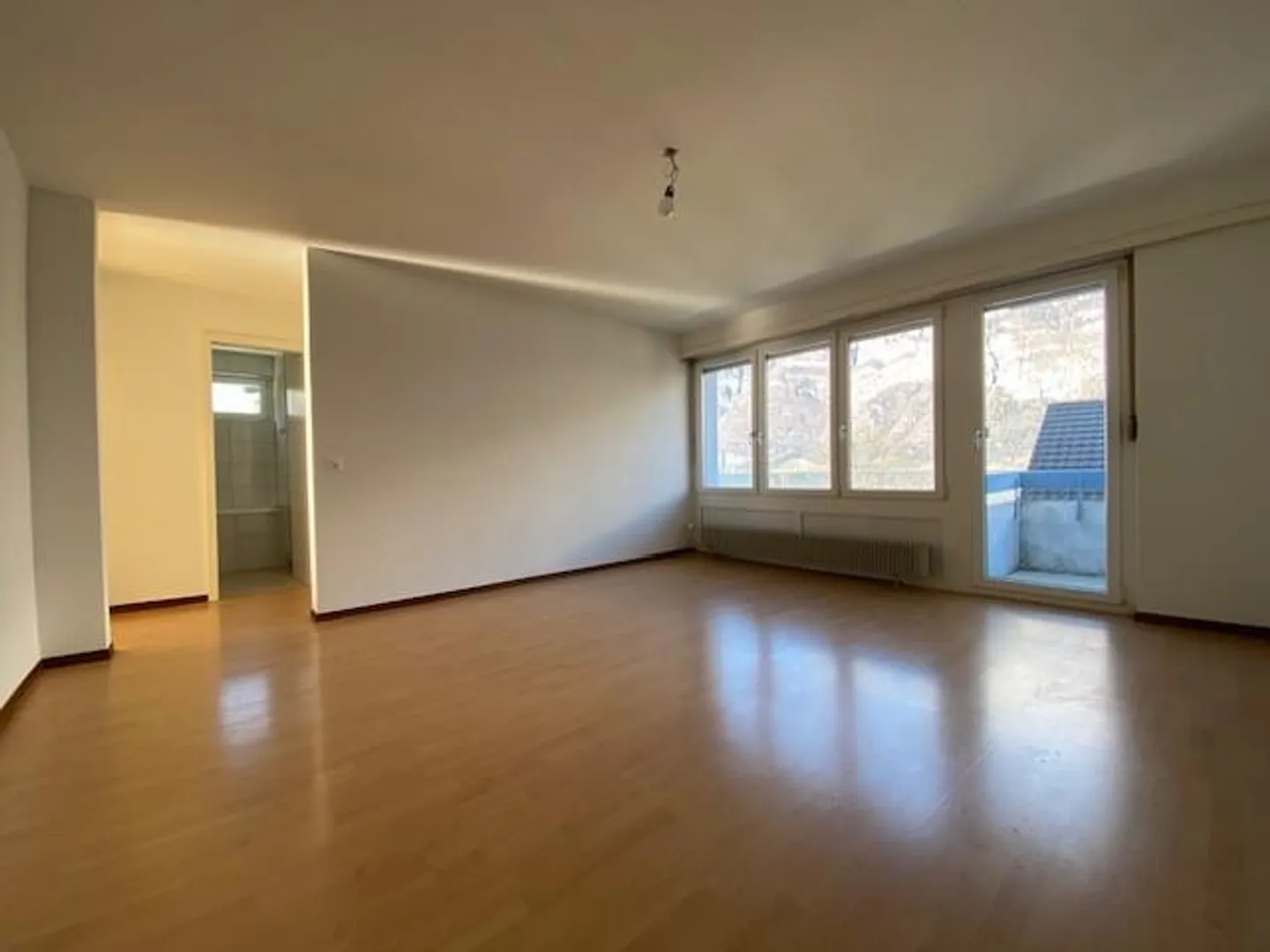 Renovated Apartment - Photo 2 of 8