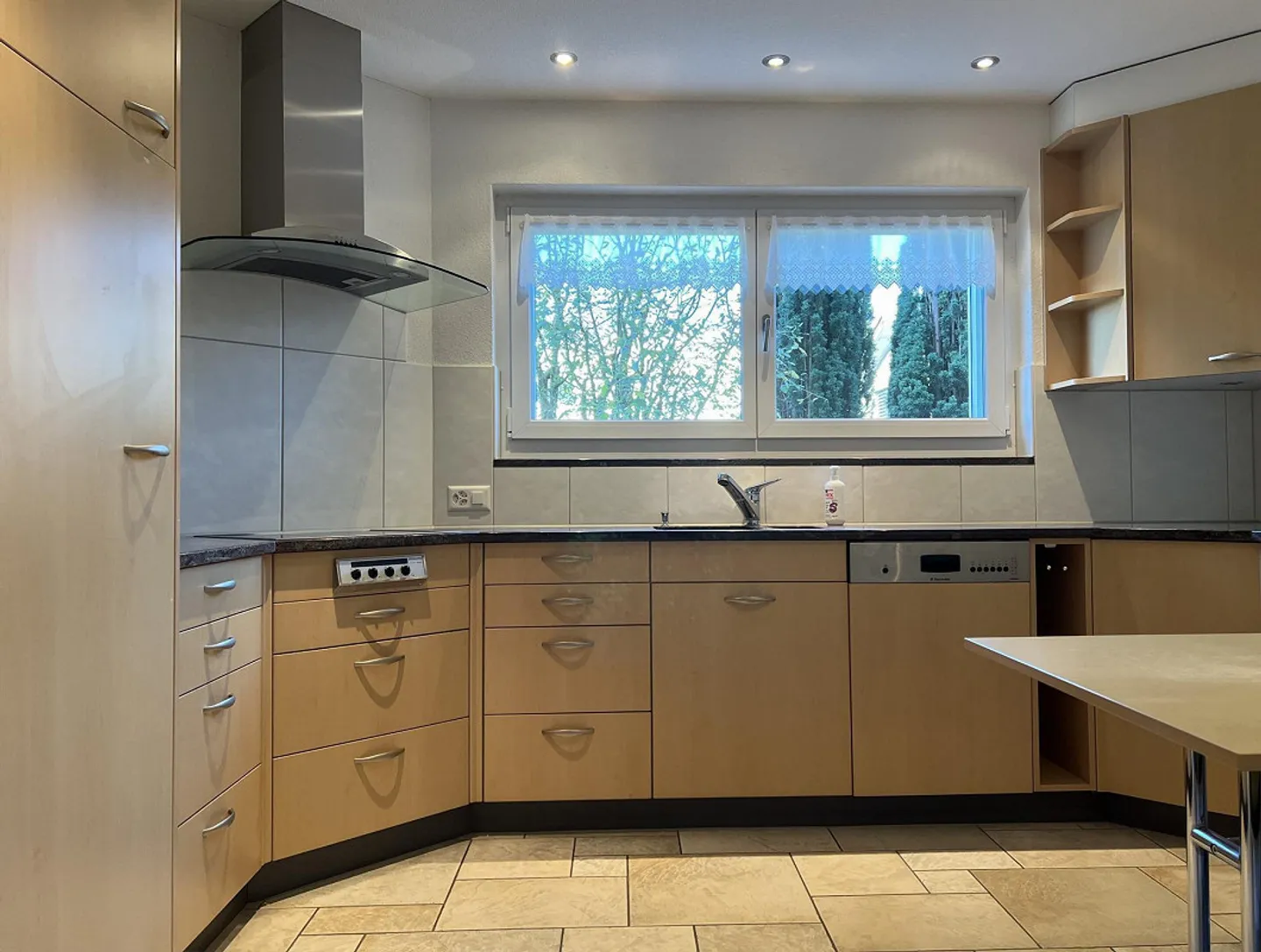 Condominium avec grande part de jardin ! - Photo 4 sur 18