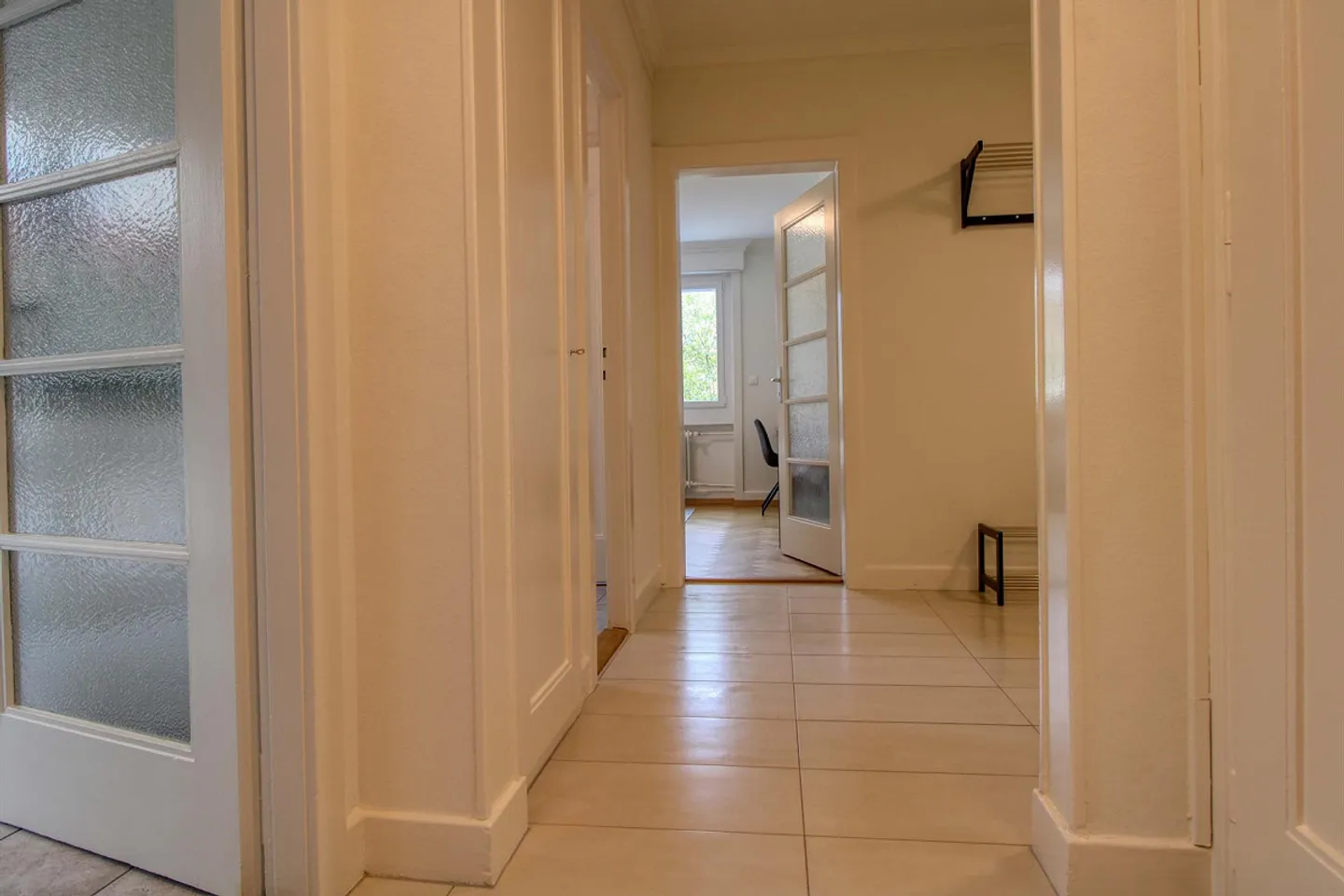 Modern Coliving with Green Surroundings and City Access in Lausanne-Bé - Photo 7 of 18