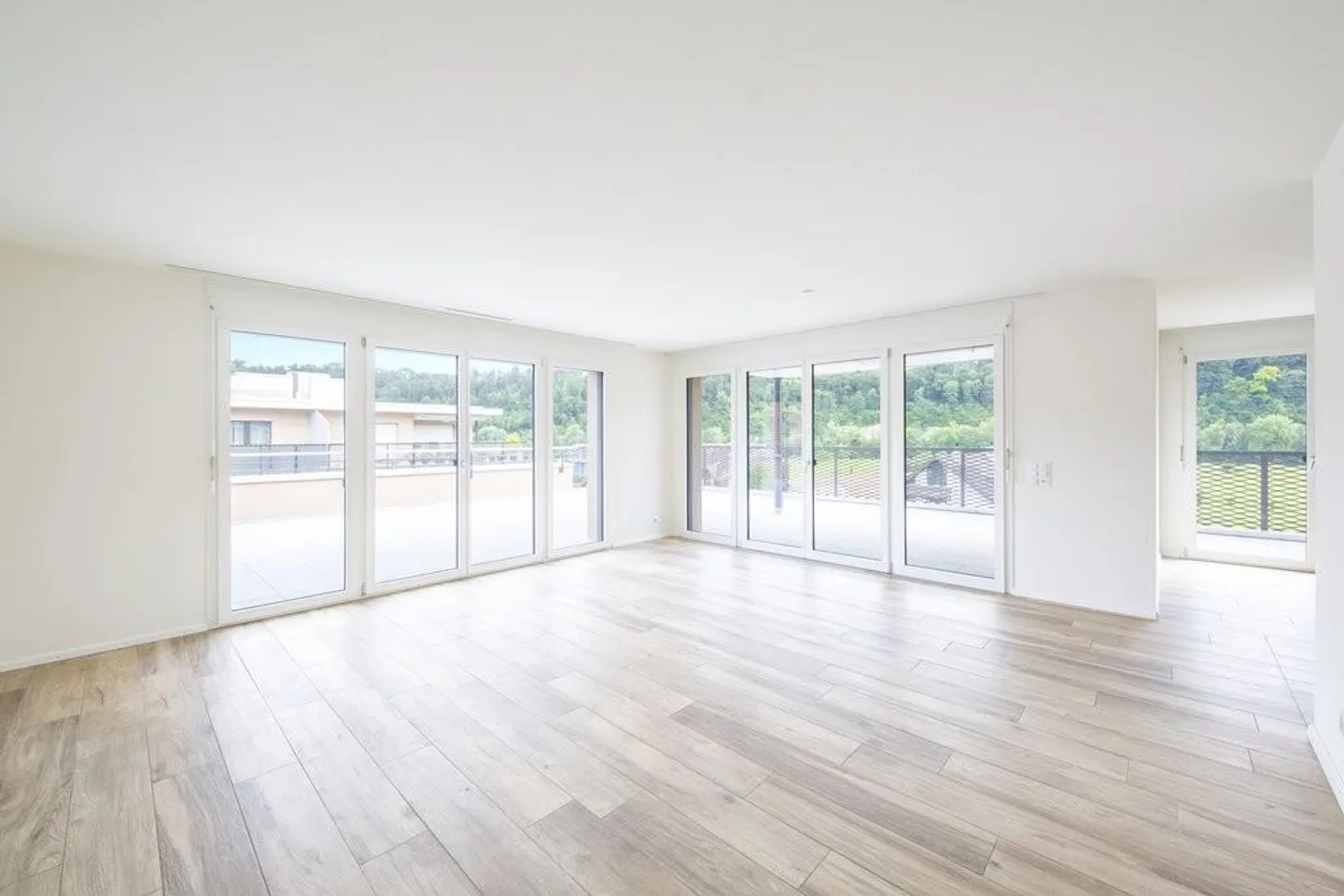Penthouse apartment with spacious attic terrace (106 m2) - Photo 4 of 12