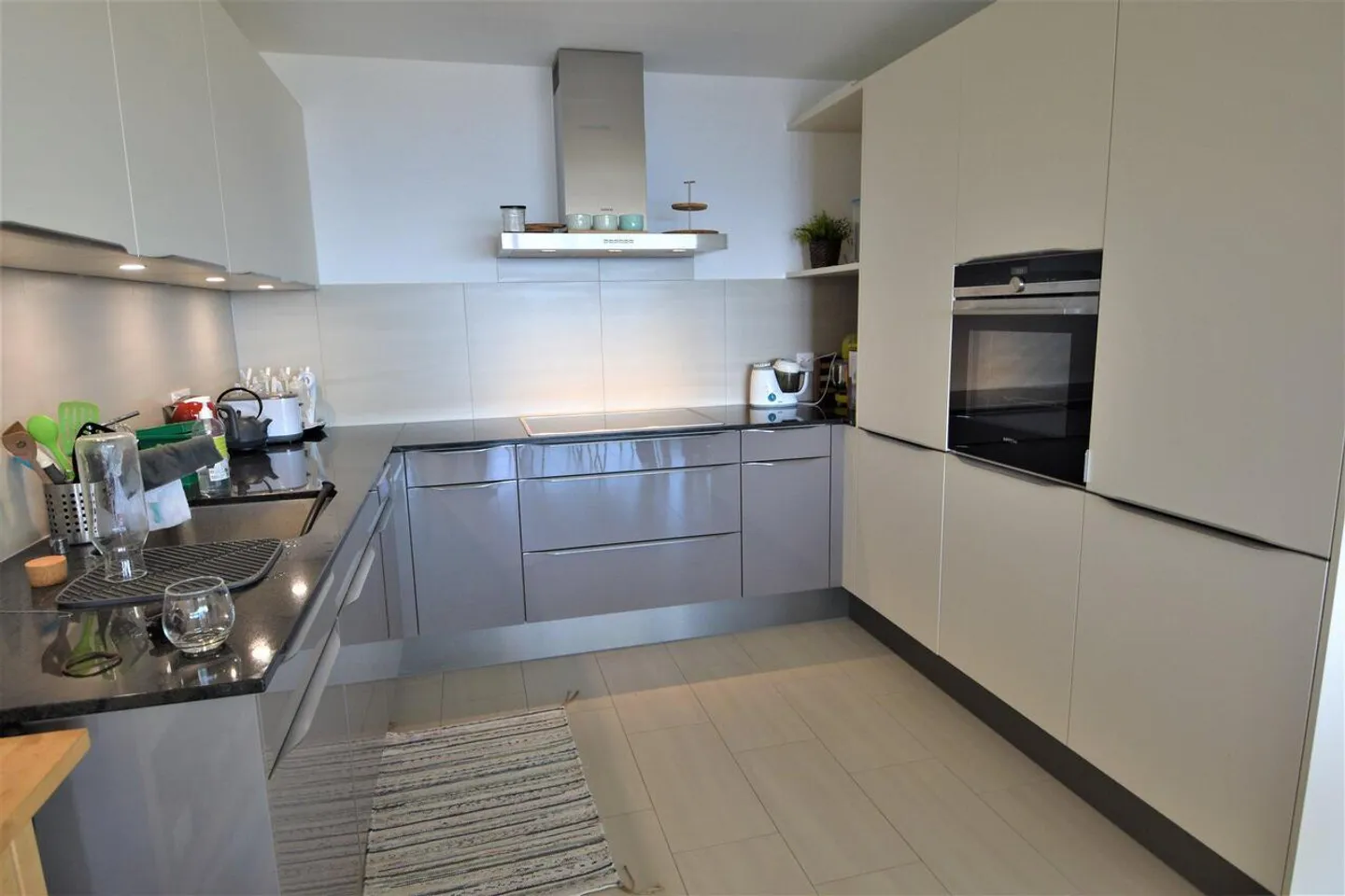 Appartement moderne avec vue imprenable - Photo 5 sur 10