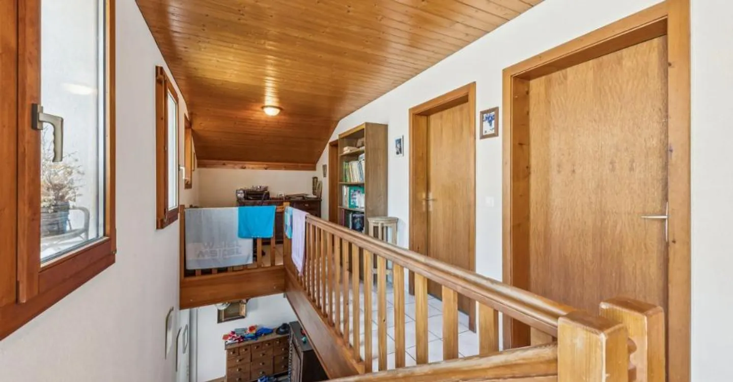 Chalet Charmant avec Confort Moderne - Photo 3 sur 11