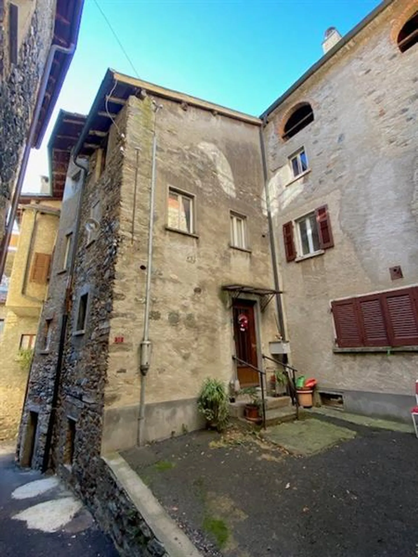 Sonvico: House with 9 rooms - Photo 2 of 5