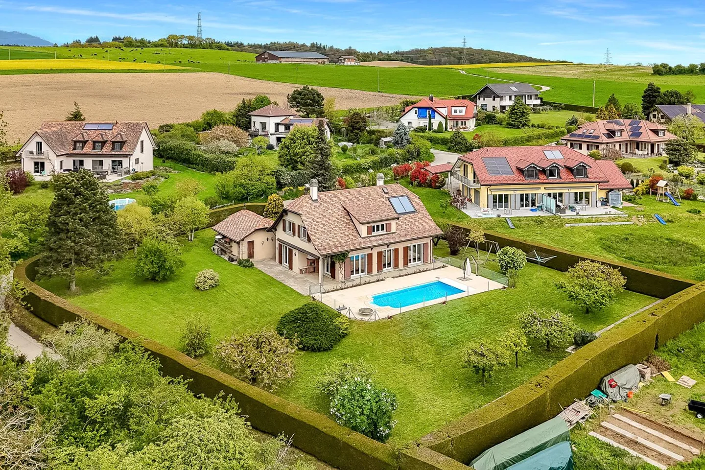 Belle villa Vaudoise avec piscine - Photo 1 sur 11