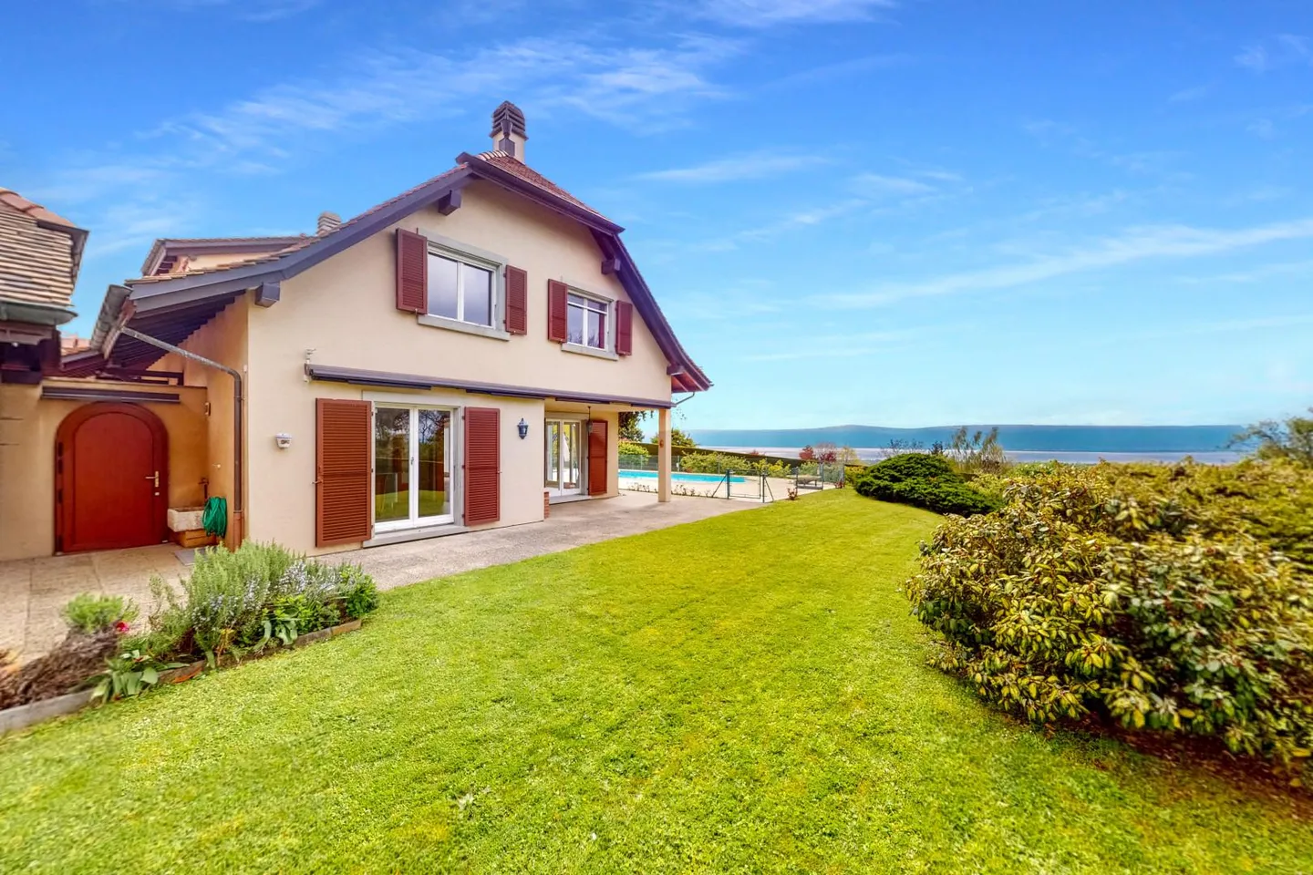 Belle villa Vaudoise avec piscine - Photo 3 sur 11