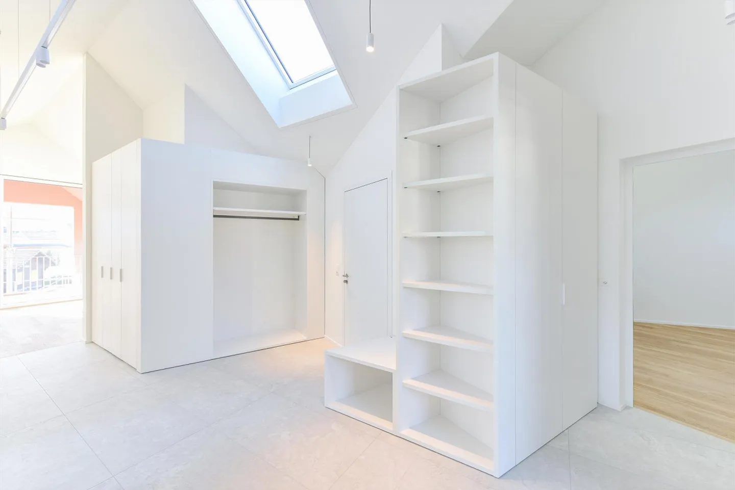 B3.1 | New exclusive attic apartment with fantastic views - Photo 8 of 15