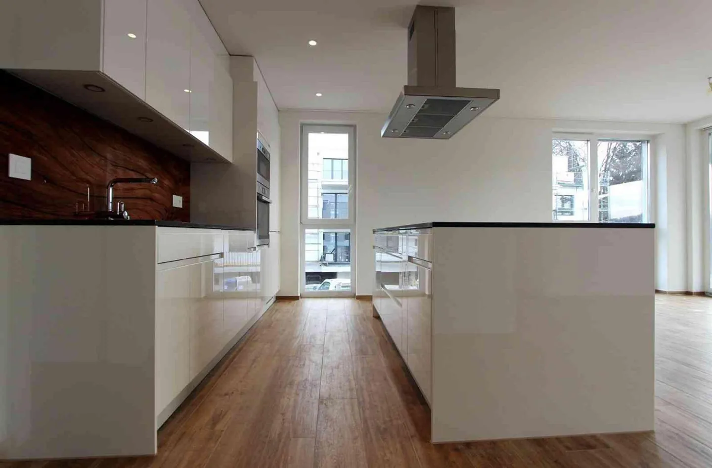 Moderne 3.5-Zimmer-Wohnung - Foto 1 von 5