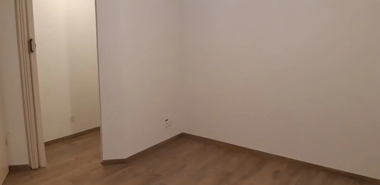 Spacious 1-room apartment - Photo 6 of 7