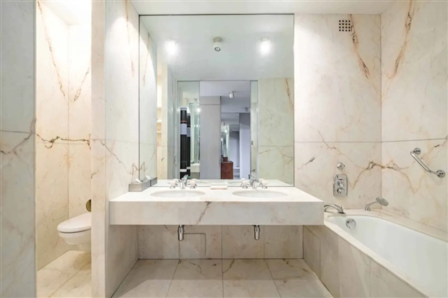 Appartamento esclusivo di 5 stanze con vista mozzafiato - Foto 9 di 11