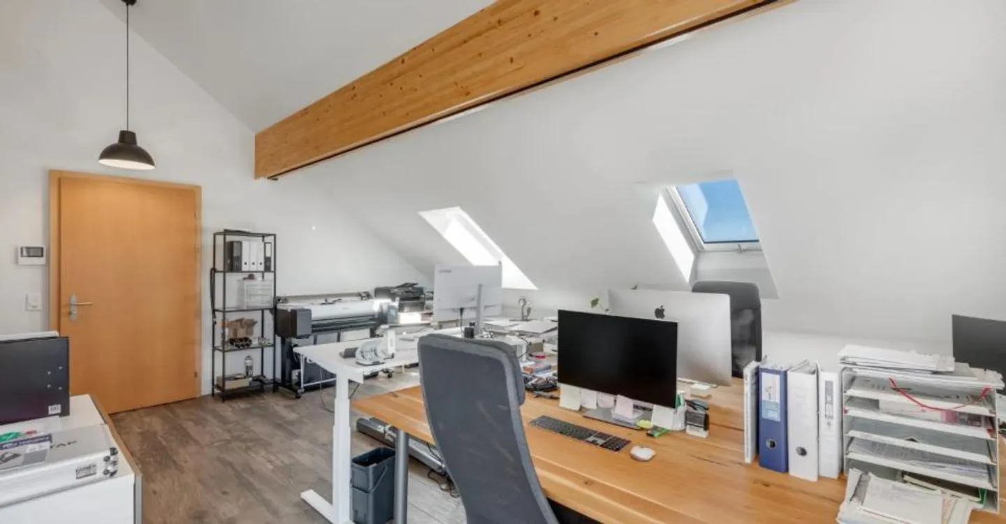 Bright Office with Lake View - Photo 8 of 12