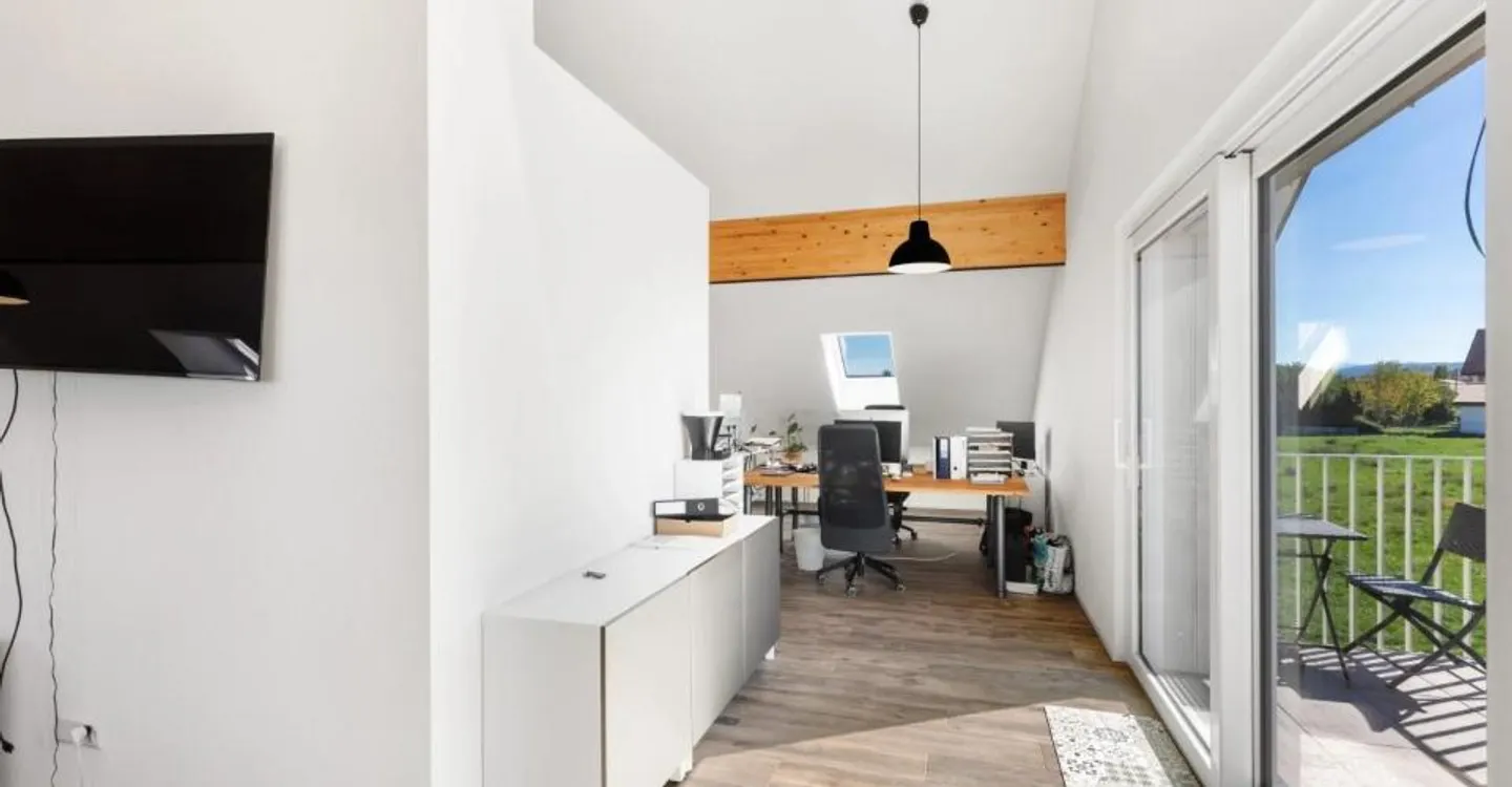 Bright Office with Lake View - Photo 9 of 12