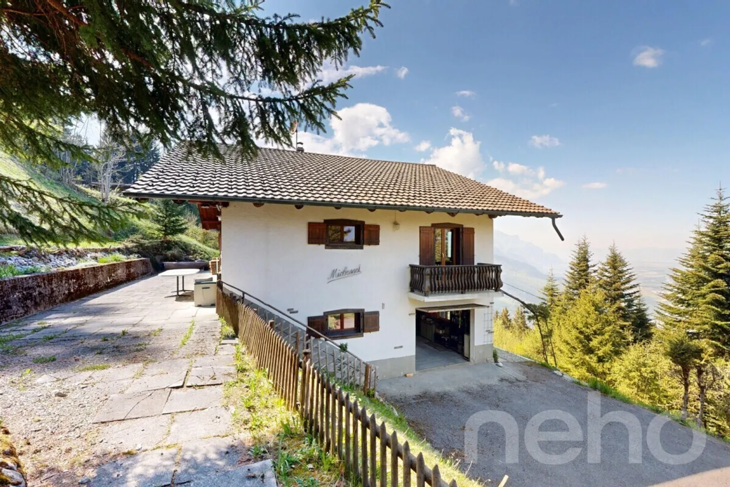 Chalet Authentique avec Potentiel - Photo 5 sur 12