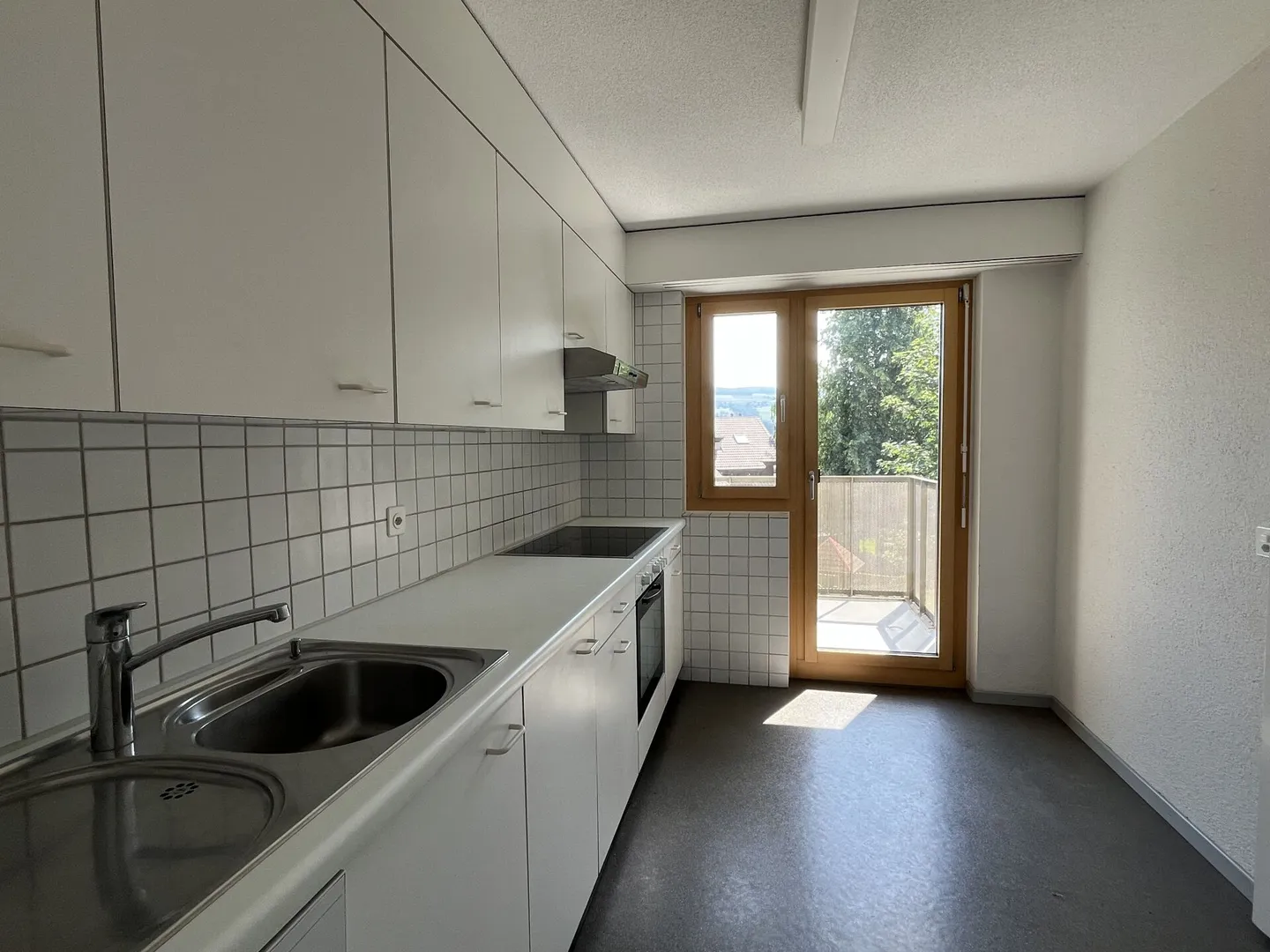 4.5 Room Family Apartment - Photo 3 of 10