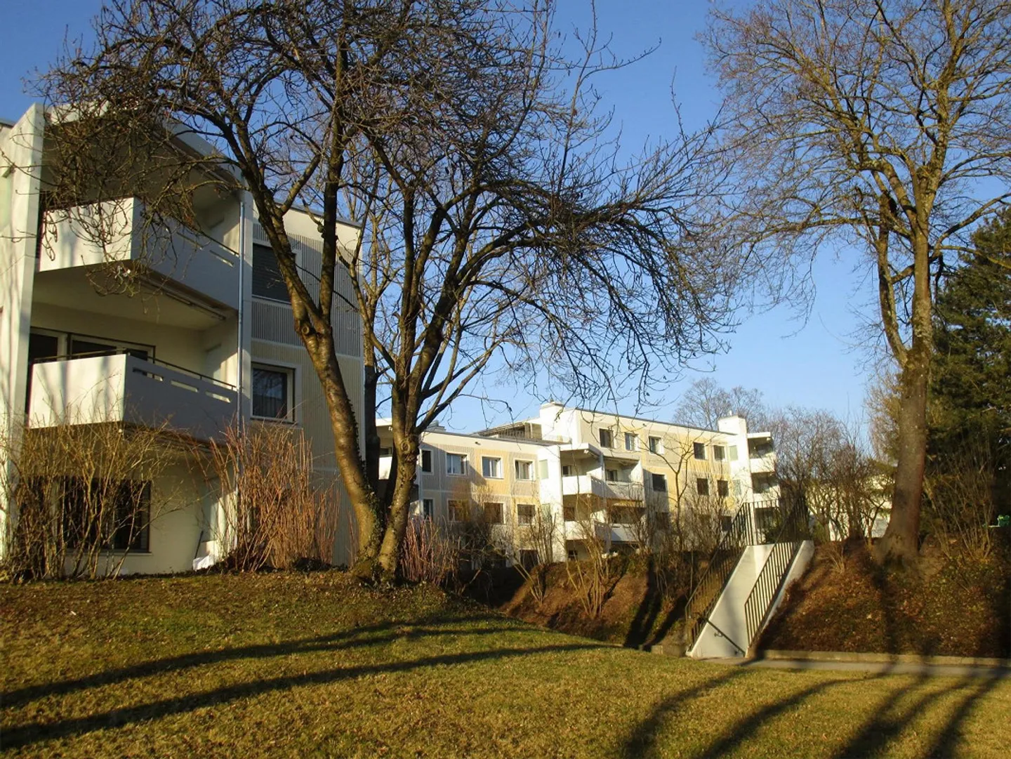 Geräumige Wohnung mit Balkon - Foto 2 von 9