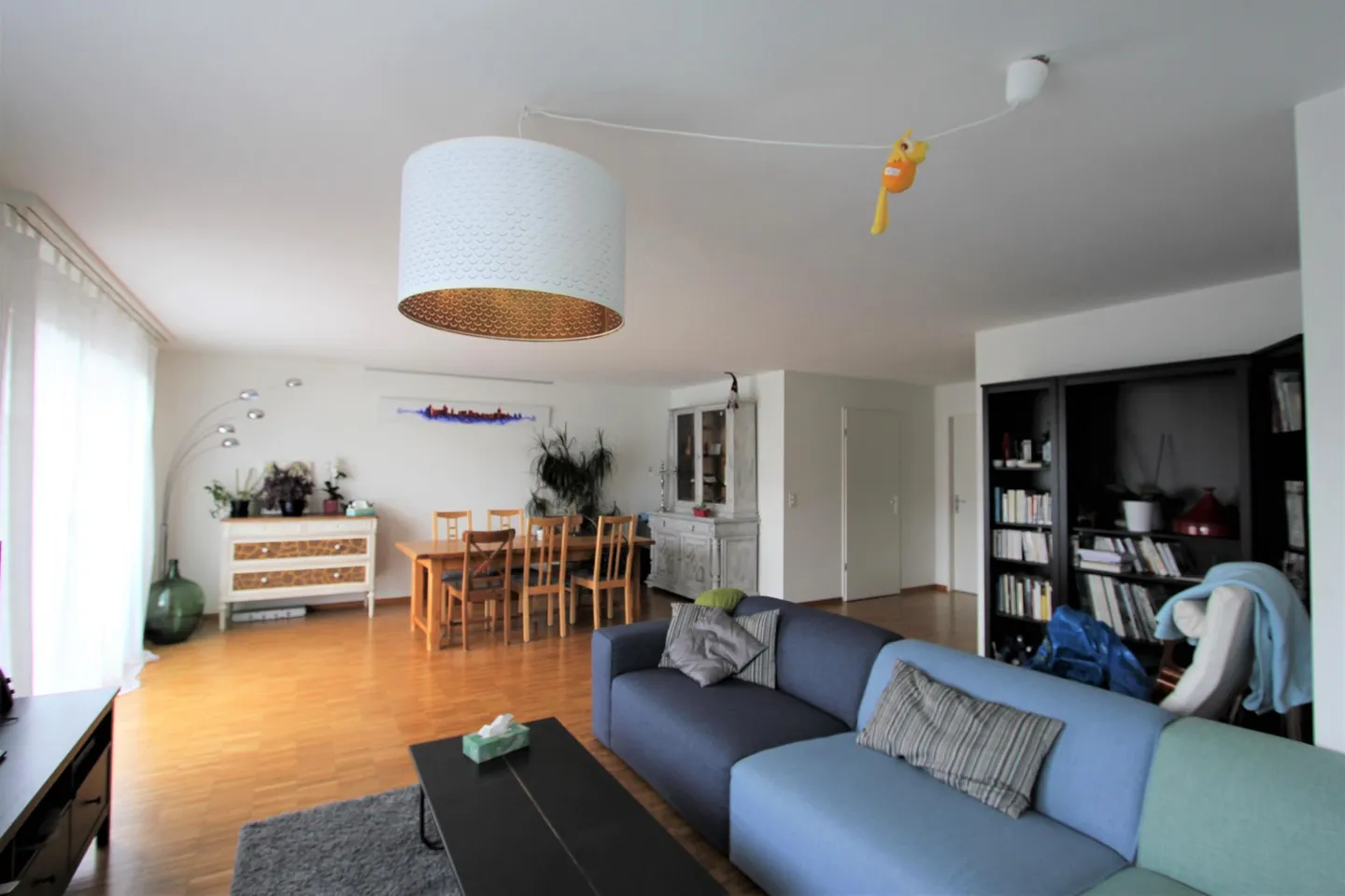 Charmante 5.5 Zimmer Wohnung - Foto 2 von 9