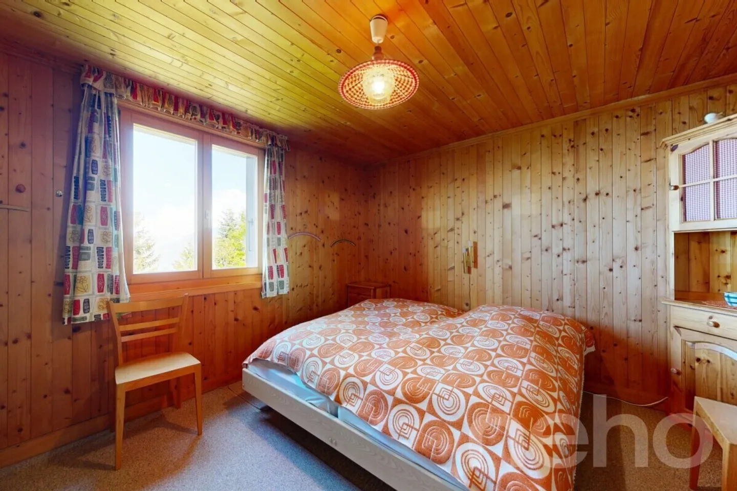 Chalet Authentique avec Potentiel - Photo 9 sur 12