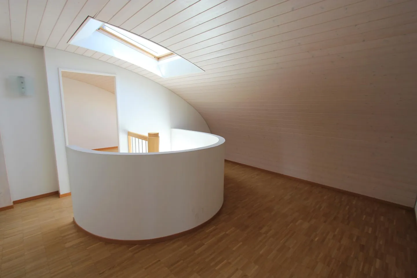 Charmante 5.5 Zimmer Wohnung - Foto 4 von 9