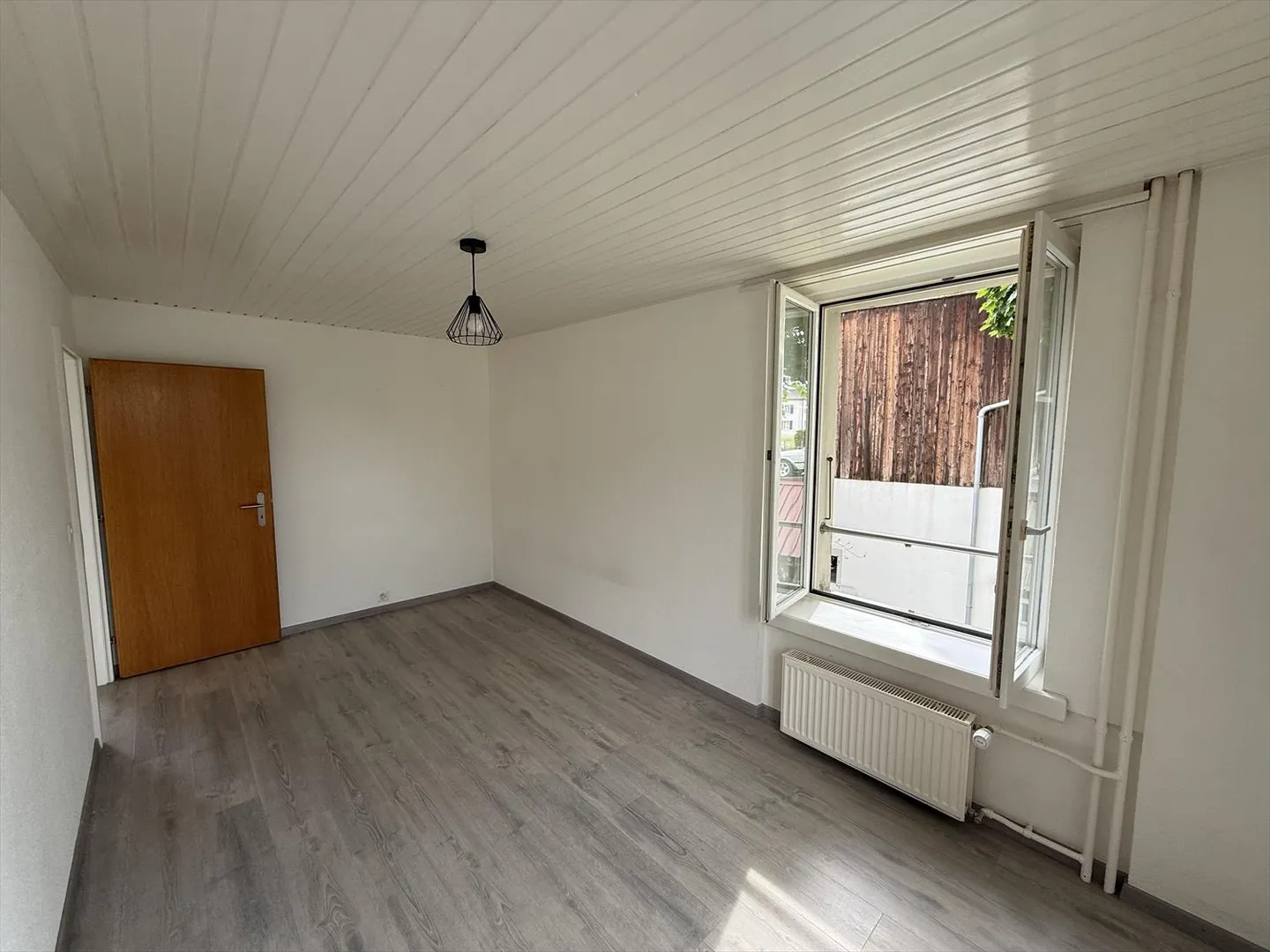 Piano terra - Appartamento pratico ed economico con posto auto e GIARDINO COMUNE - Foto 11 di 12