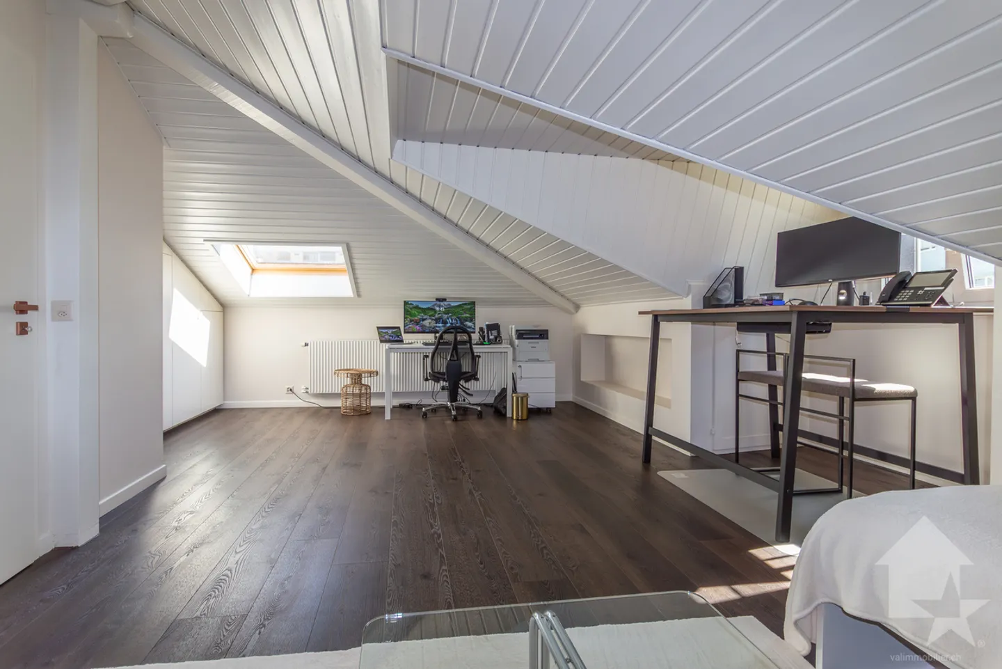 Magnificent 6.5-room villa renovated with studio and large garden - Photo 23 of 30