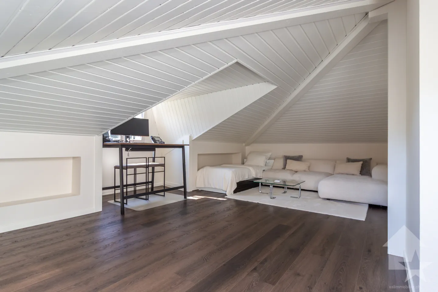 Magnificent 6.5-room villa renovated with studio and large garden - Photo 24 of 30