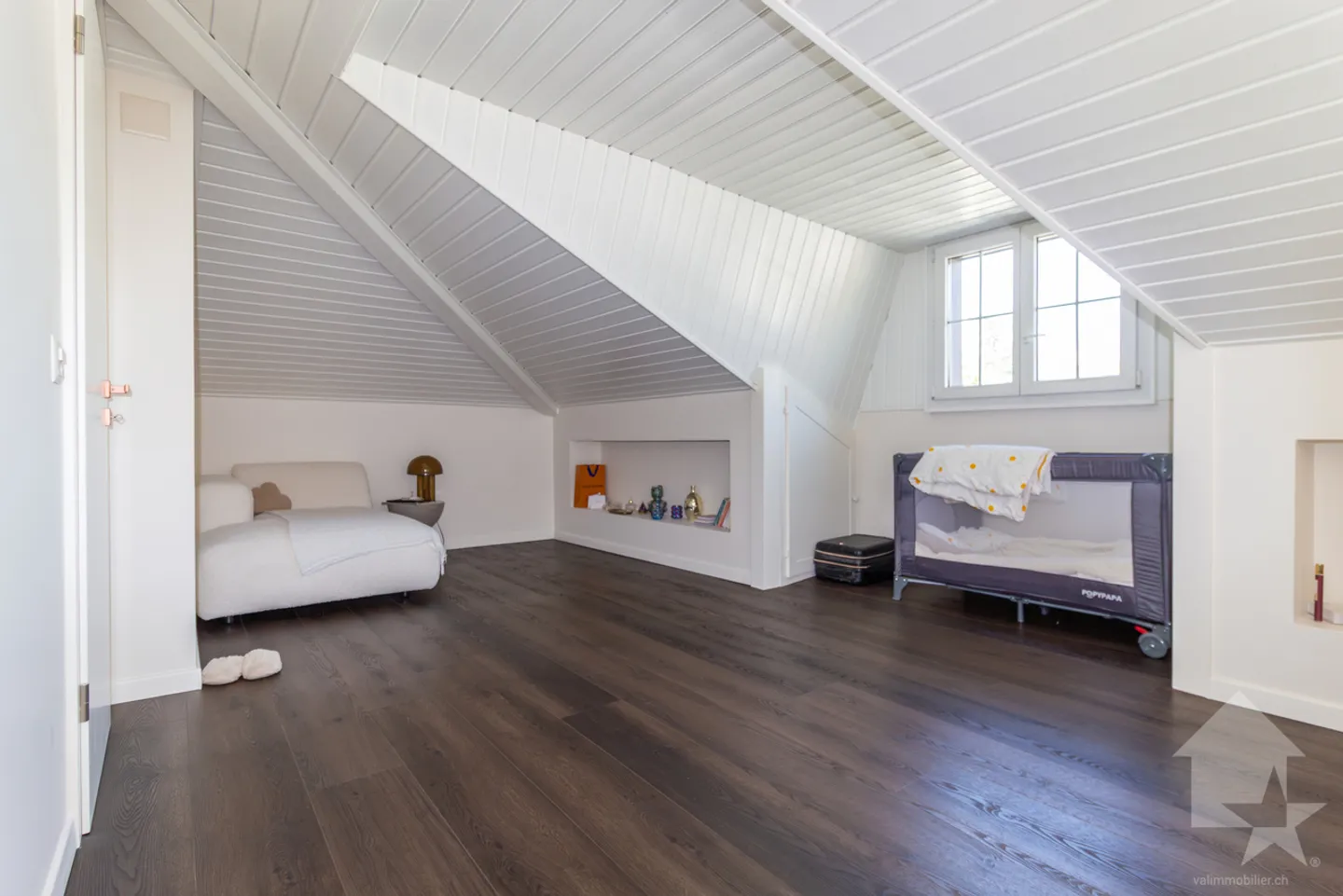 Magnificent 6.5-room villa renovated with studio and large garden - Photo 20 of 30