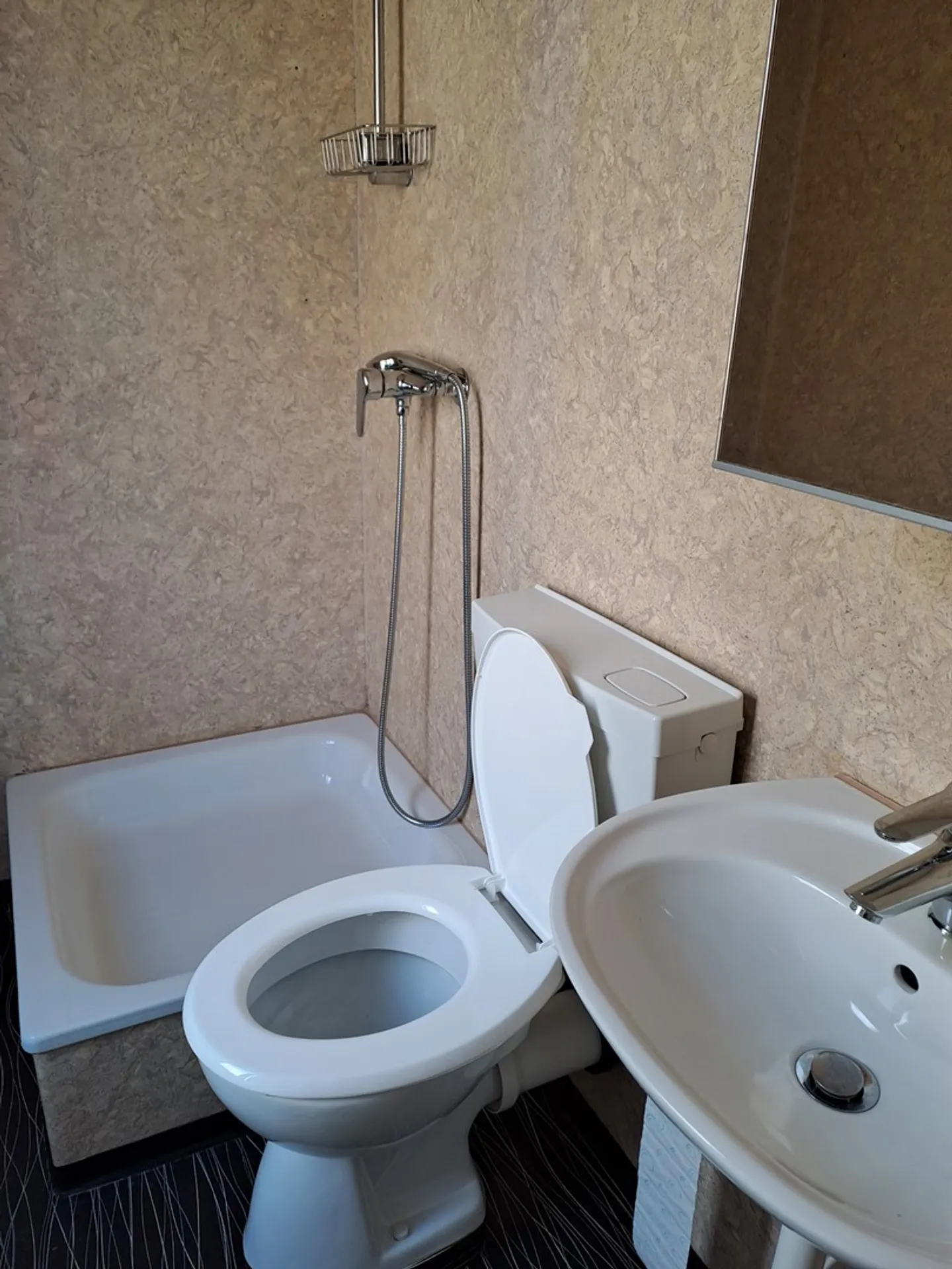 Appartamento in affitto - Foto 2 di 5