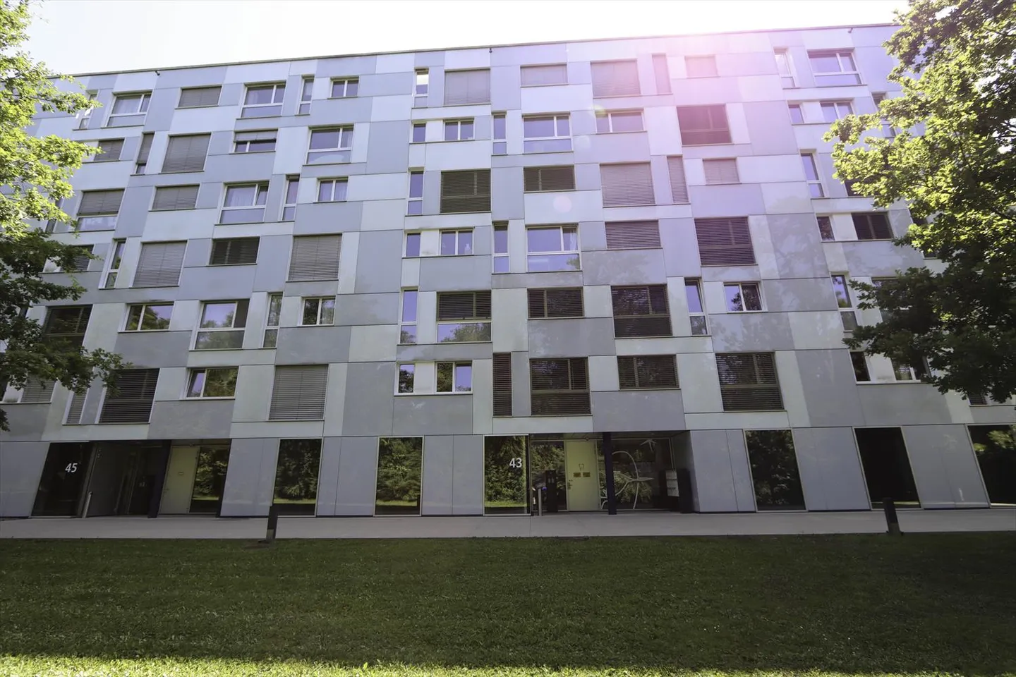 Appartamento 7.5 stanze - Foto 1 di 13