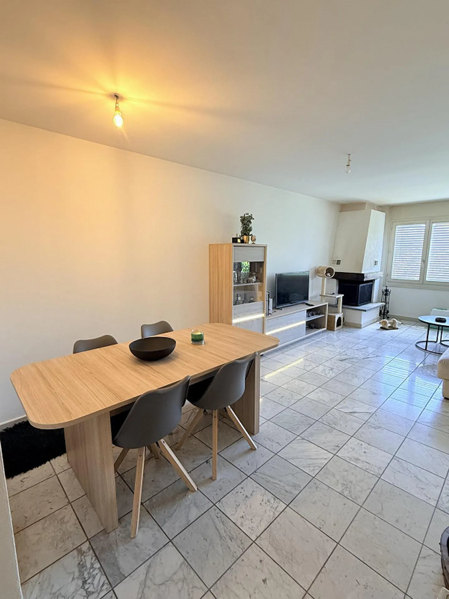 Charmante 3.5 Wohnung in Agno - Foto 3 von 12