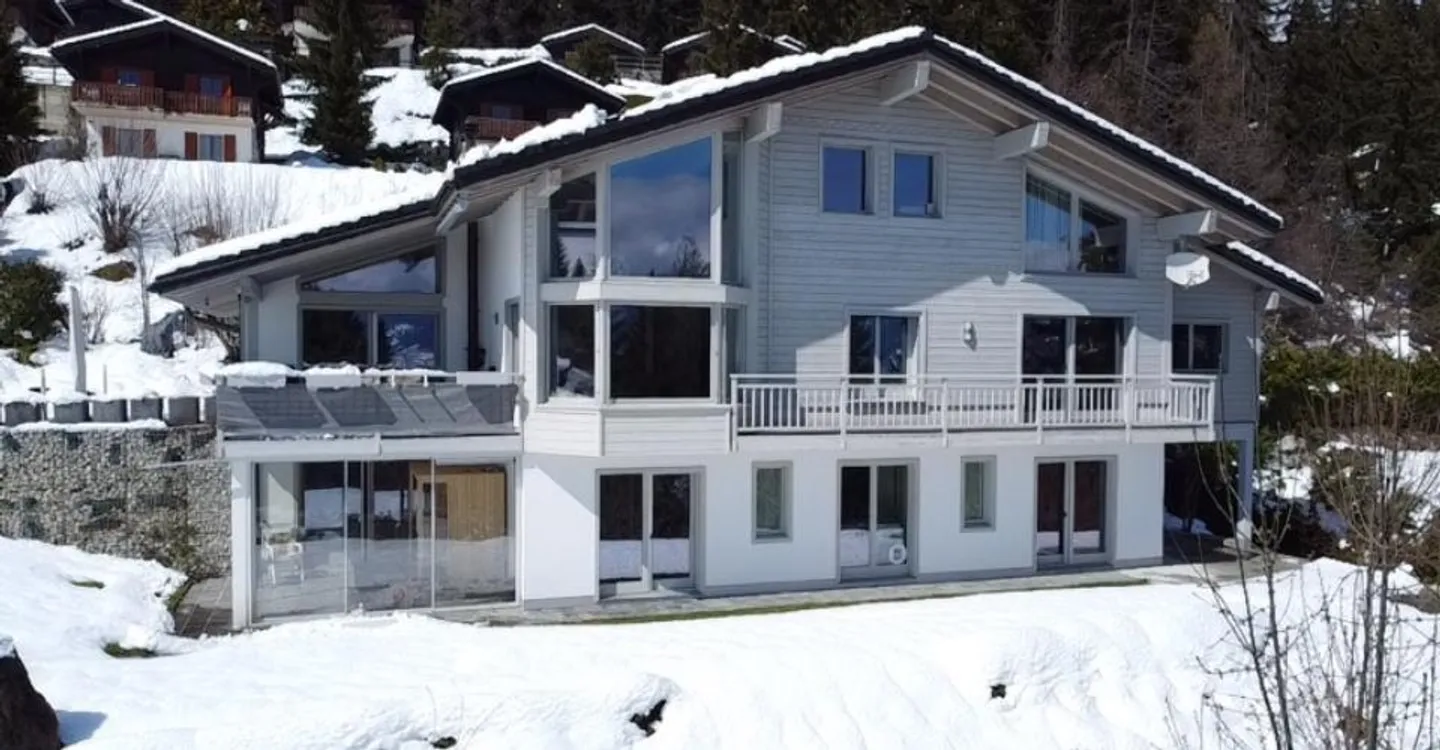 Chalet de Luxe avec Vue Époustouflante - Photo 3 sur 13
