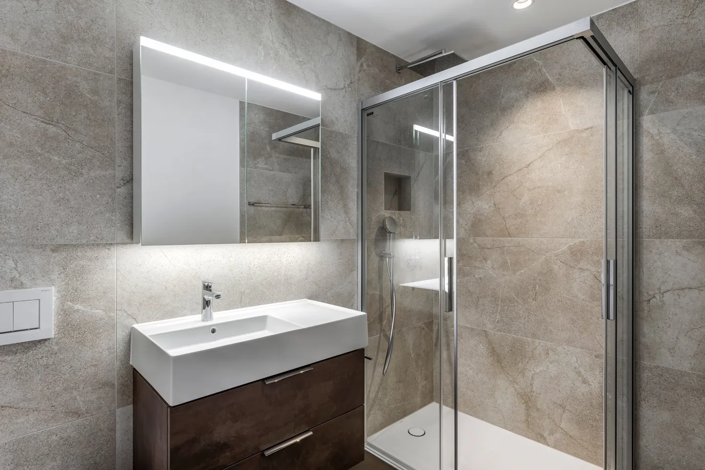 Schönes 3,5-Zimmer-Apartment im Erdgeschoss mit Terrasse - Foto 7 von 8