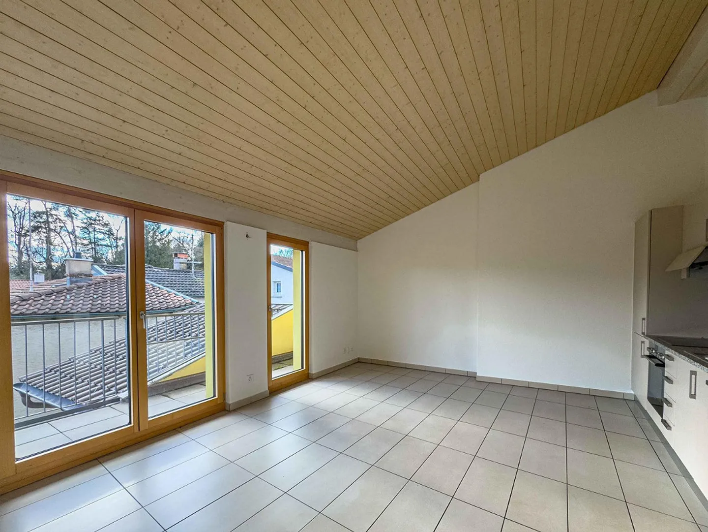 2.5 Zimmer in Stabio in einem typischen Kerngebäude - Foto 2 von 10