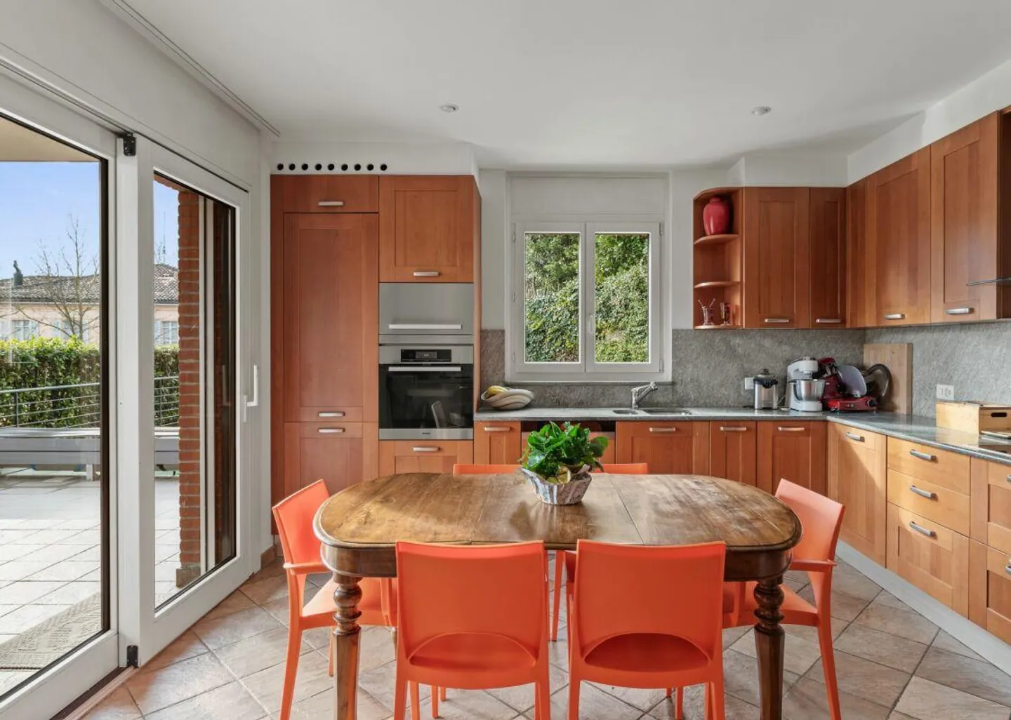 Exclusive Villa in a privileged position - Photo 4 of 16