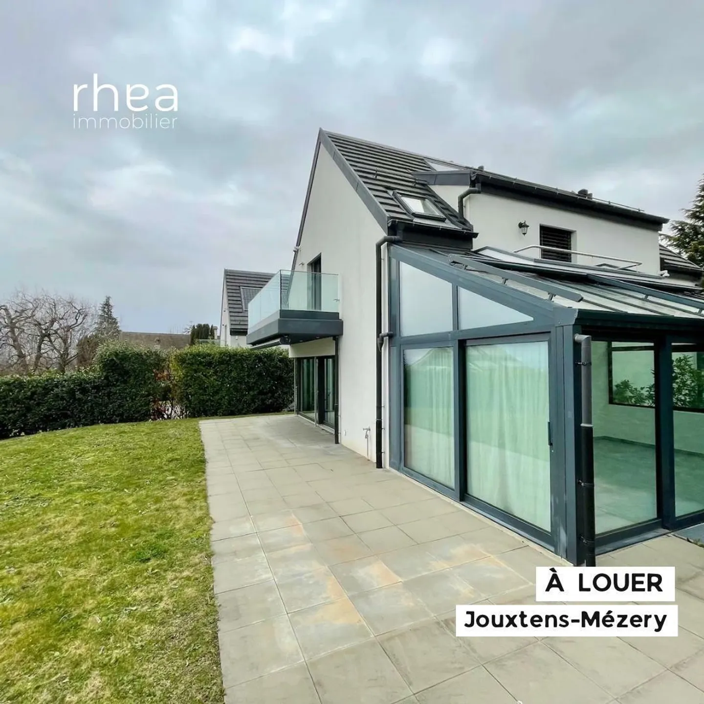 Wunderschöne 6,5-Zimmer-Villa zu vermieten - Foto 2 von 8