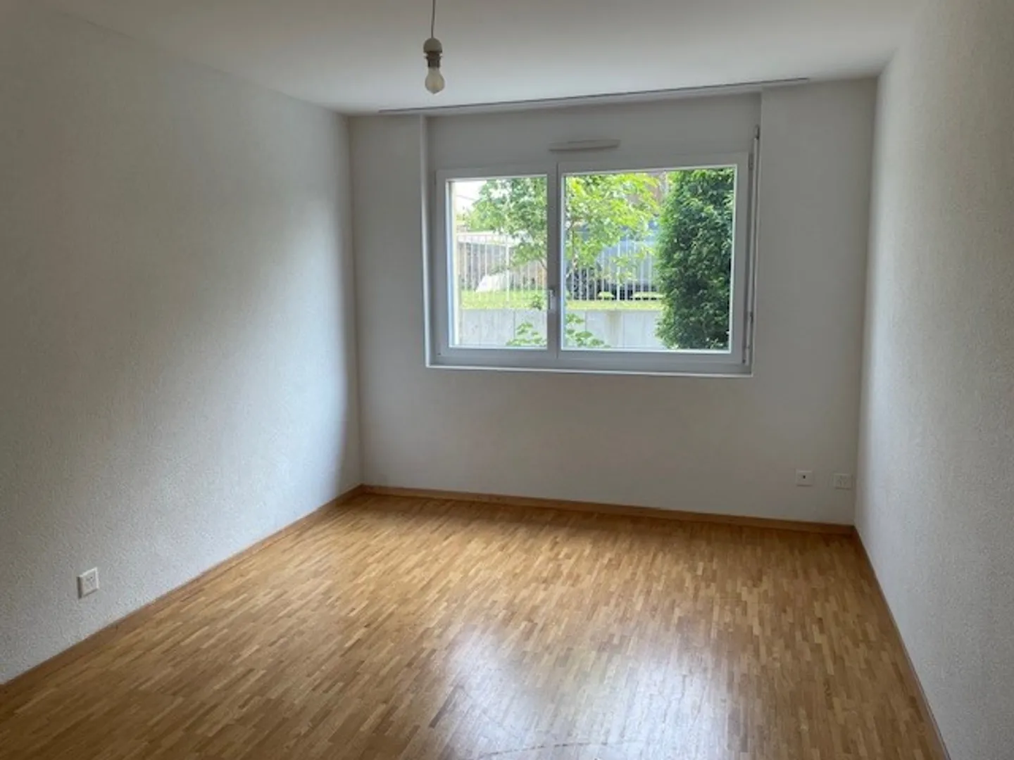 3.5 Room Apartment - Photo 7 of 11