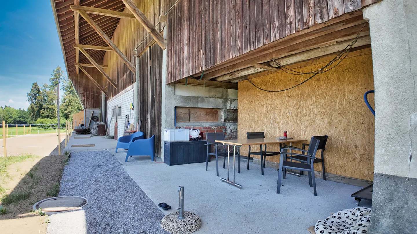 Fattoria equina ristrutturata 6.5 camere senza vicini a Villarimboud / FR - Foto 15 di 26