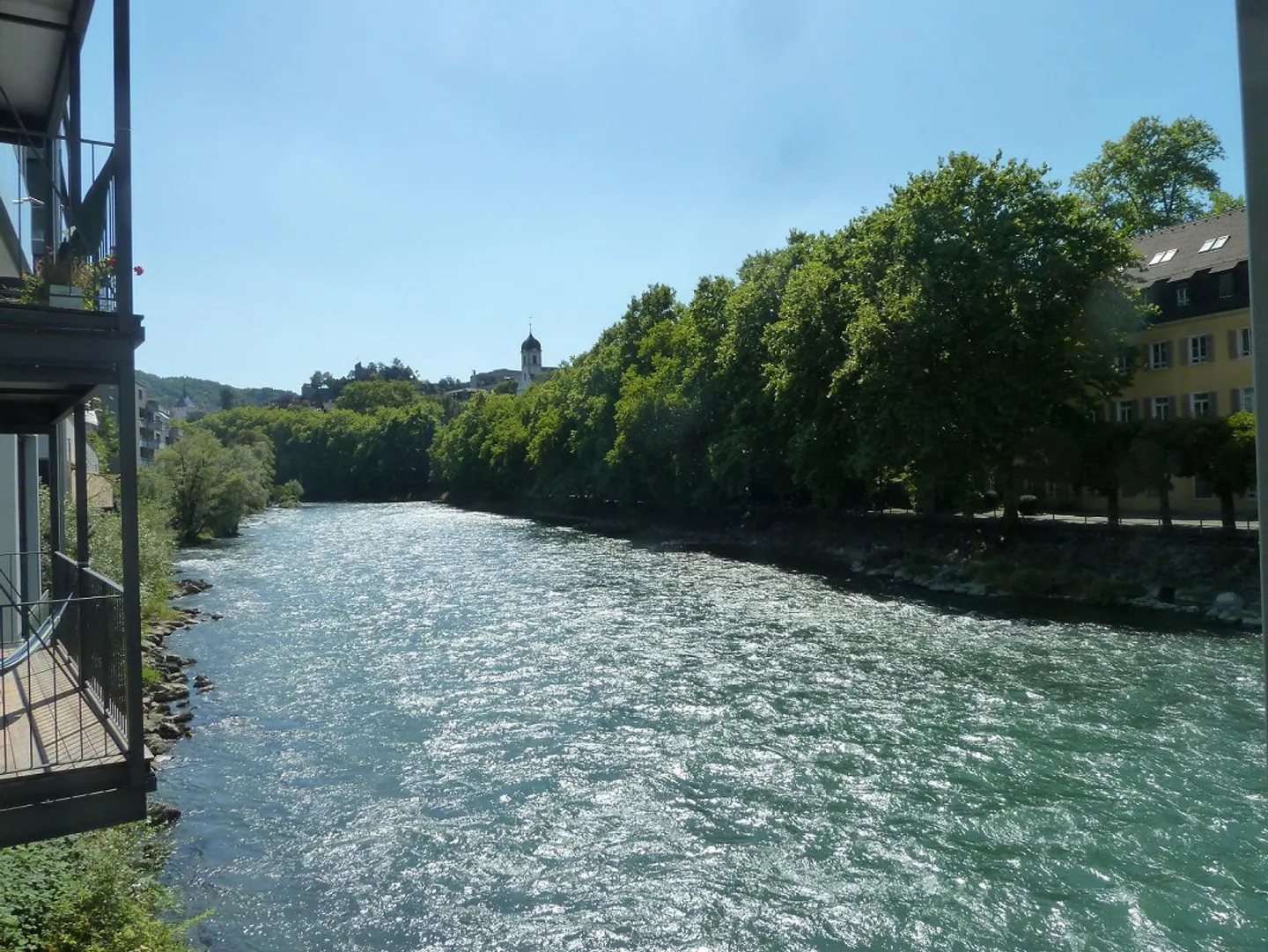 Bella appartamento di 3 stanze direttamente sulla Limmat - Foto 1 di 7