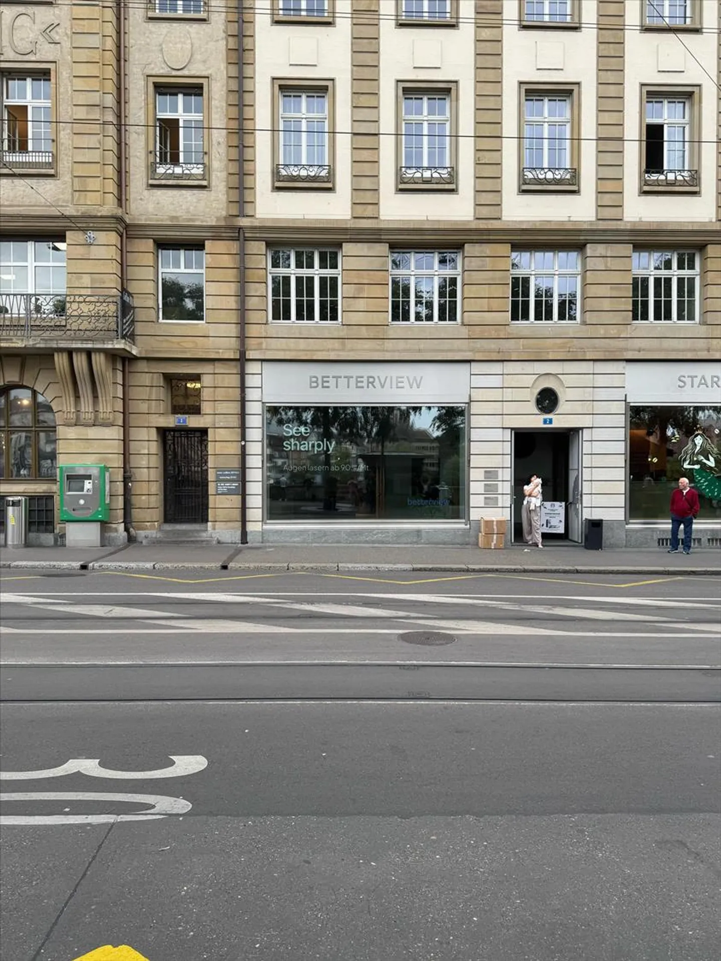 Modern Business Premises – Central Location at Schifflände Basel - Photo 1 of 6