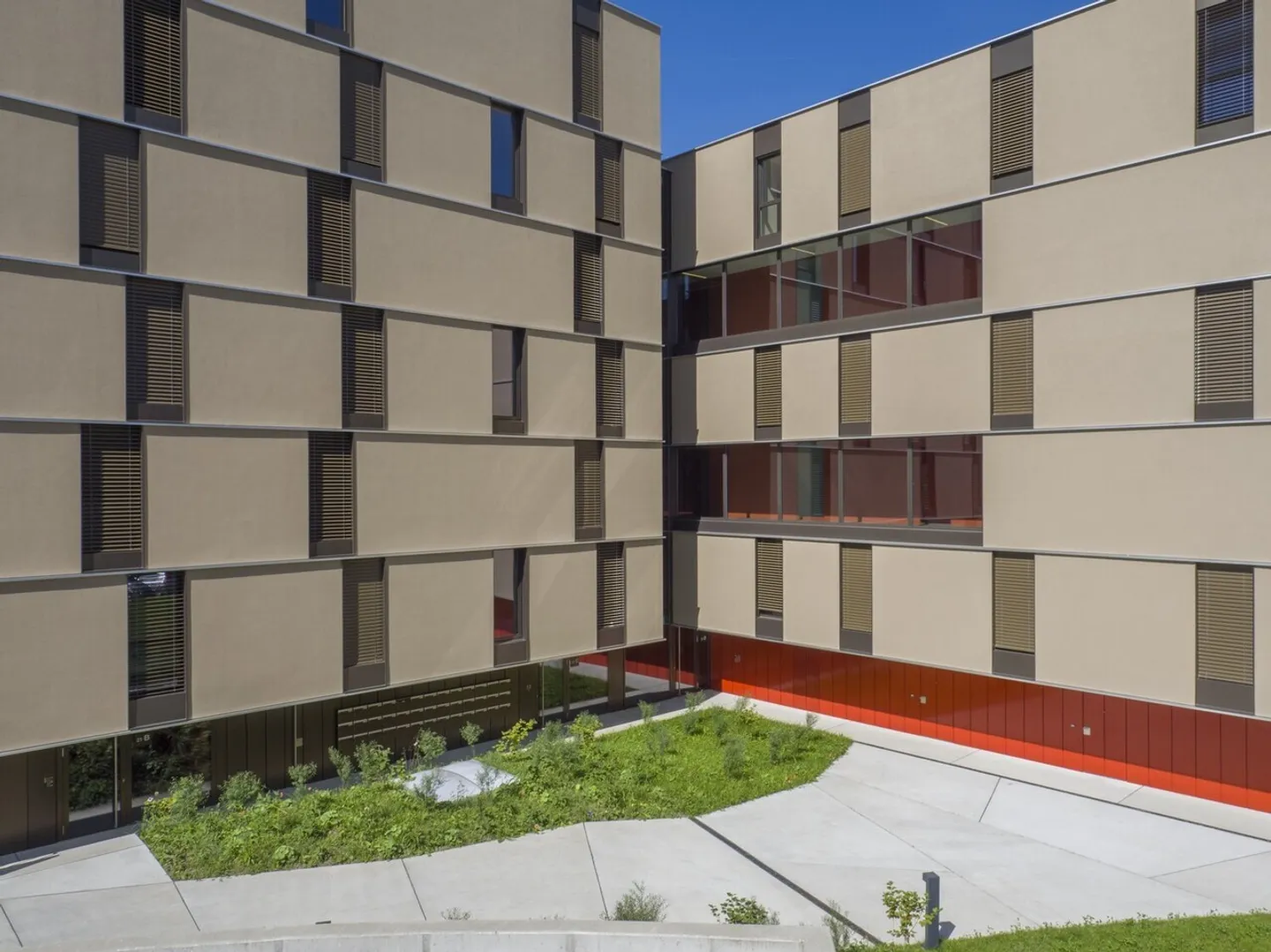 Appartement Moderne avec Balcon - Photo 1 sur 6