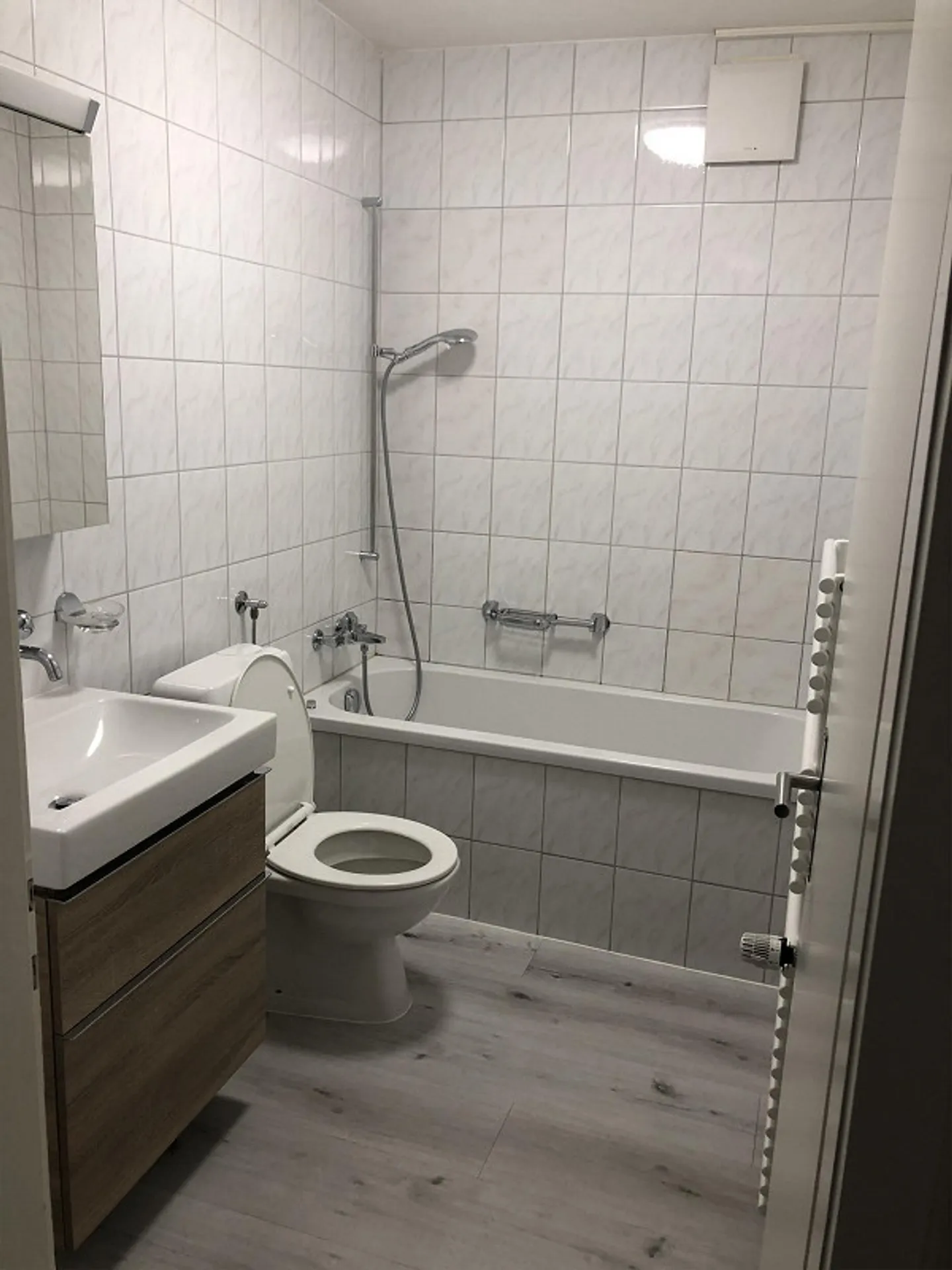 Bella appartamento di 3 stanze direttamente sulla Limmat - Foto 5 di 7